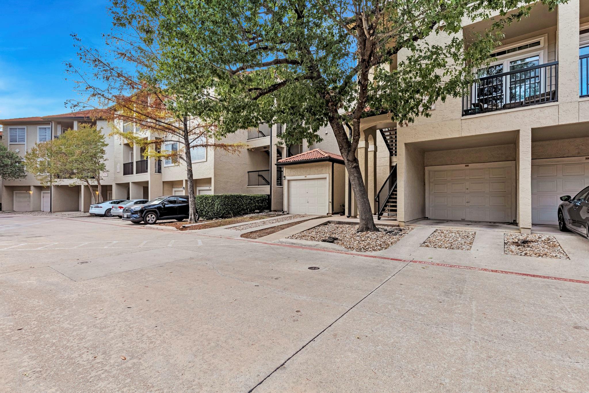 9525 N Capital Of Texas Highway # 124