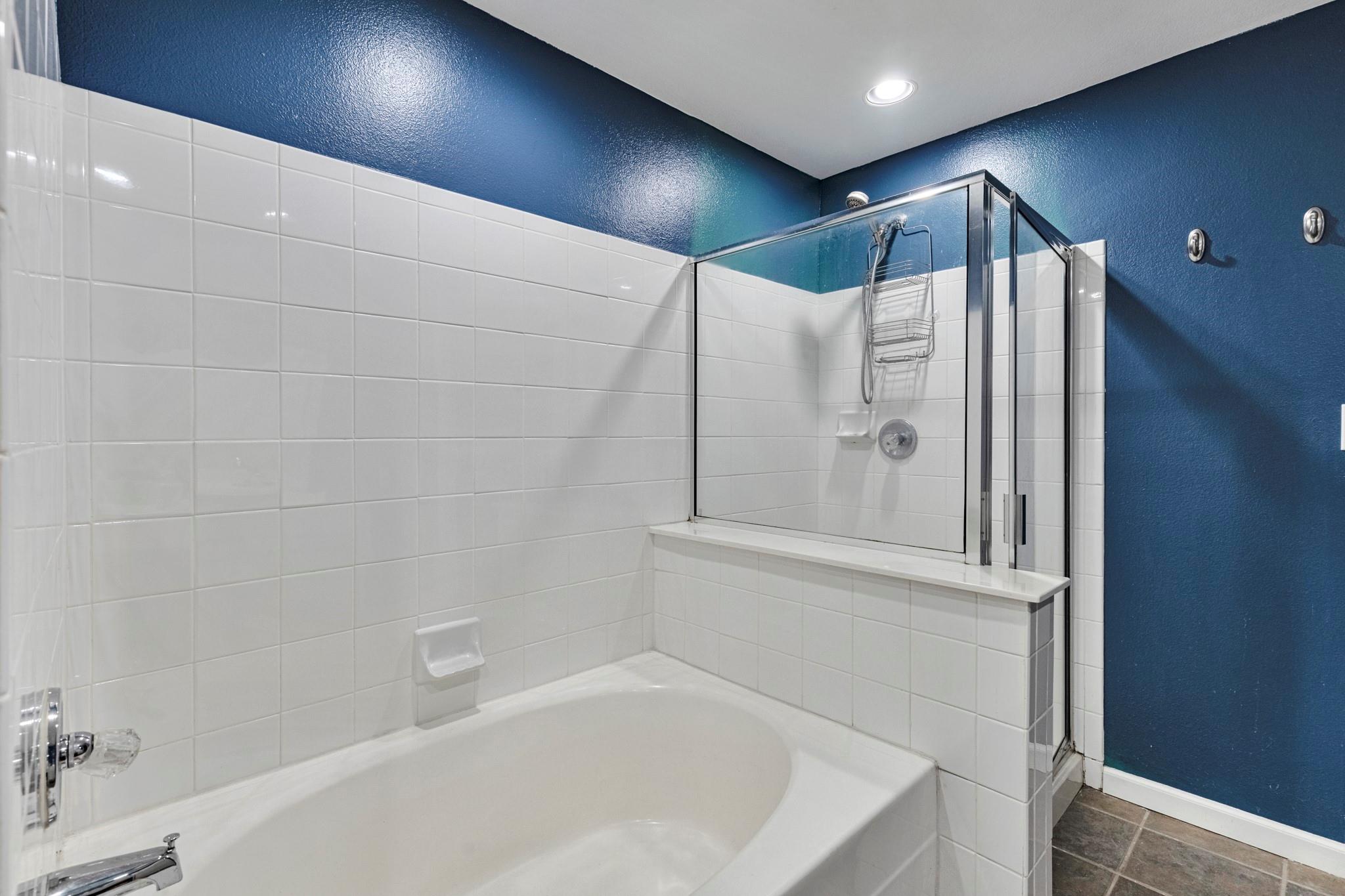 9525 N Capital Of Texas Highway # 124