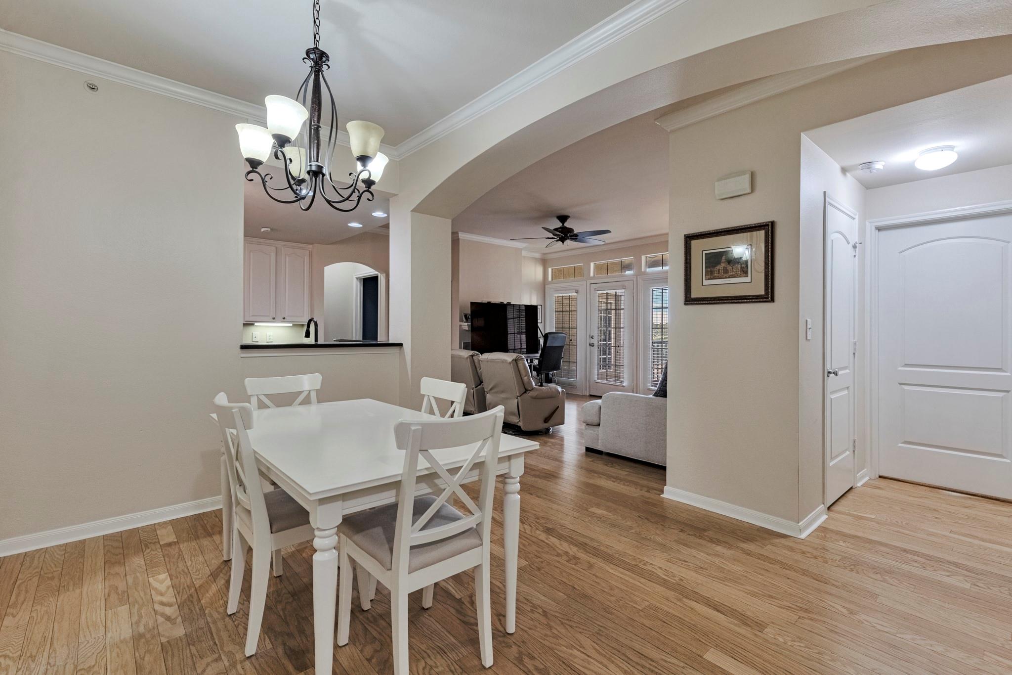 9525 N Capital Of Texas Highway # 124