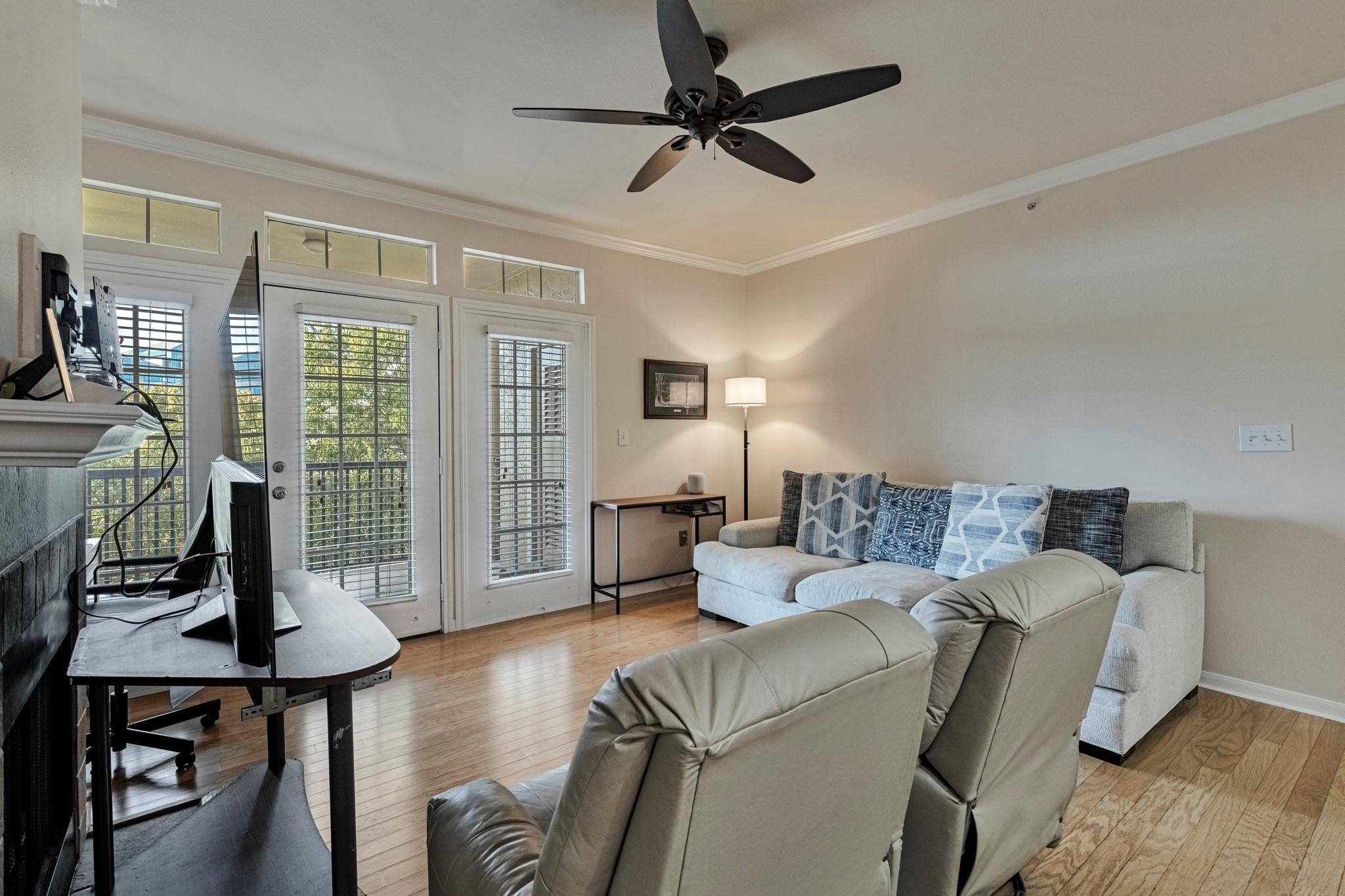 9525 N Capital Of Texas Highway # 124