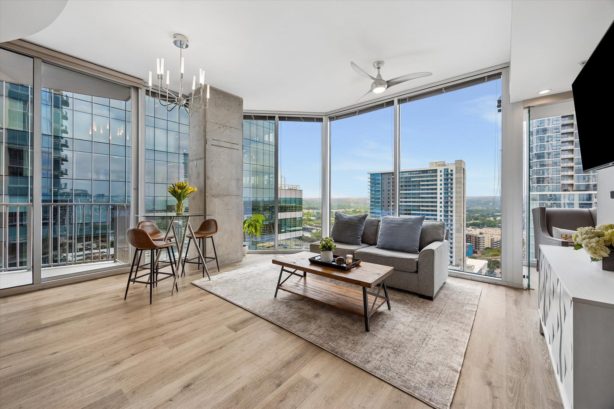 360 Nueces ST # 2302