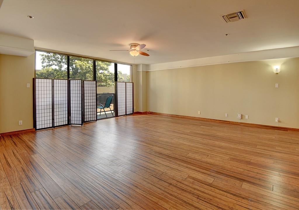 40 N Interstate 35 EXPY Unit: 2C2