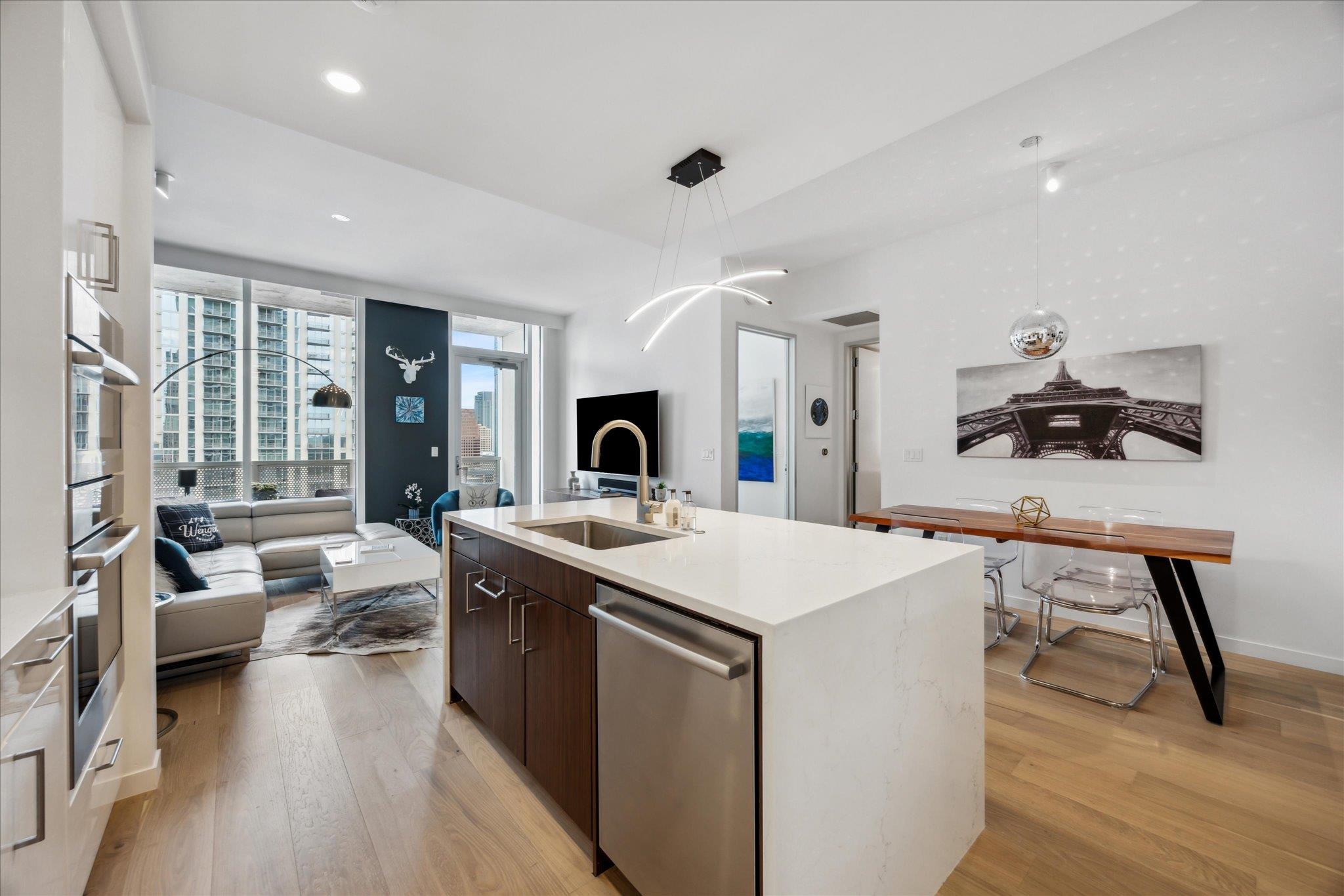301 West Ave # 1705