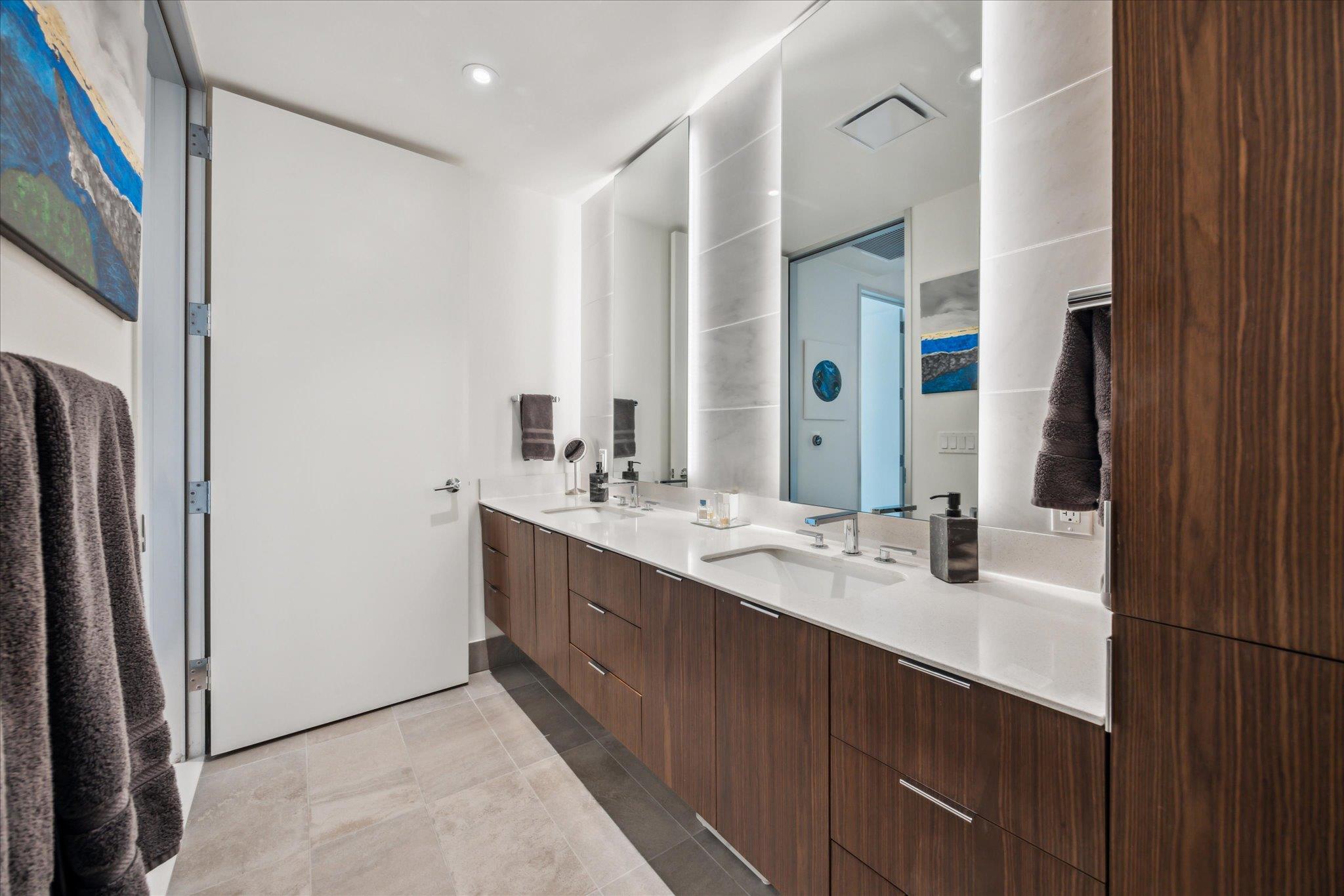 301 West Ave # 1705