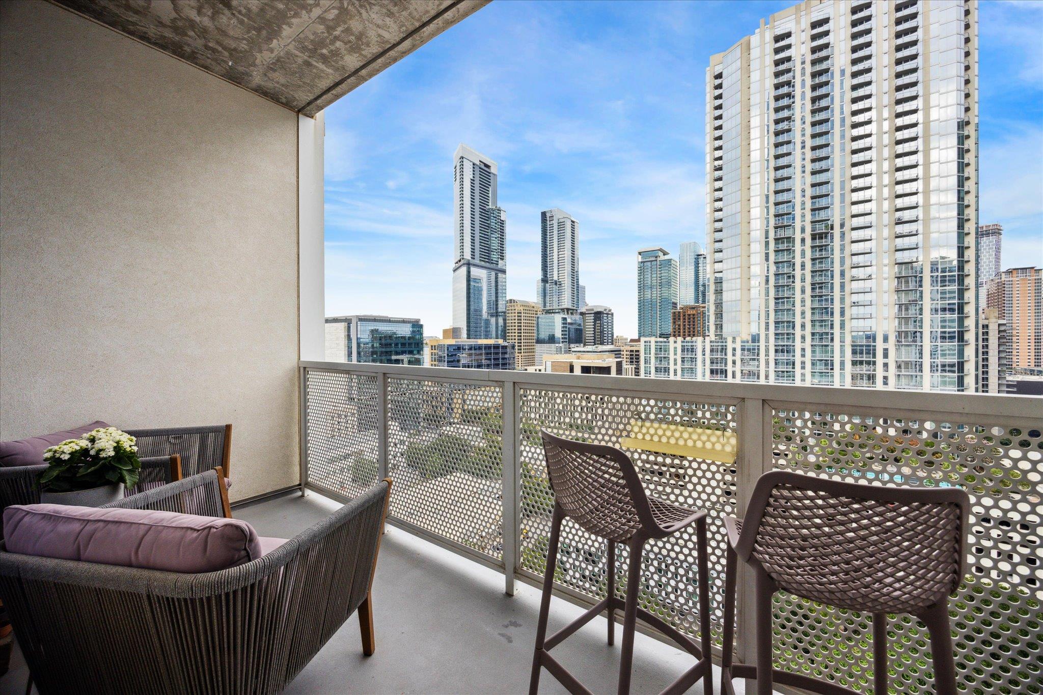 301 West Ave # 1705