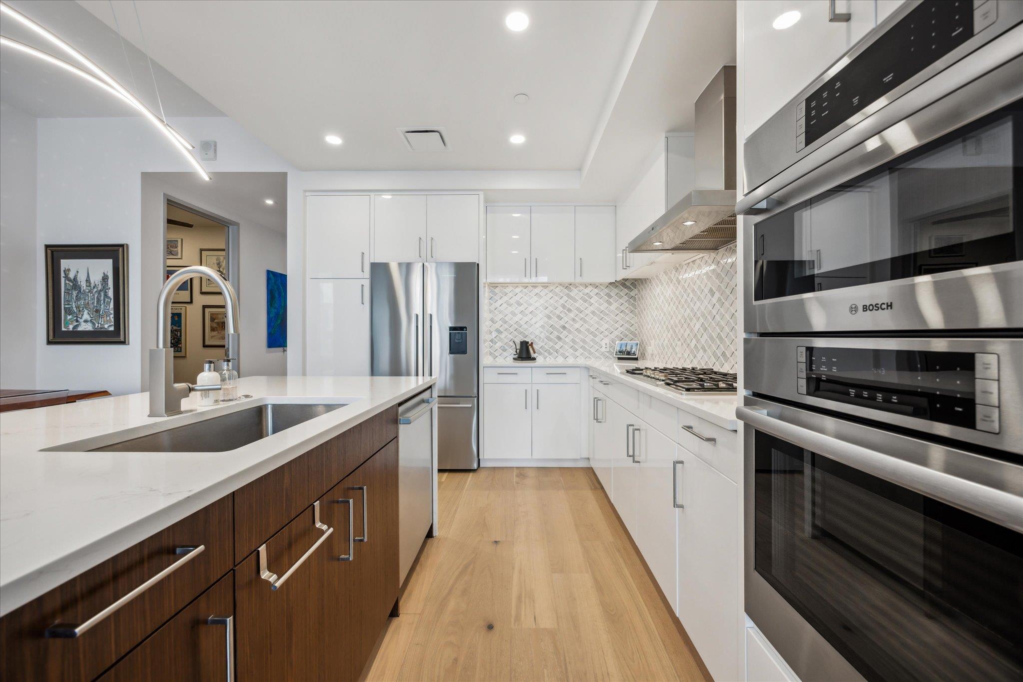 301 West Ave # 1705