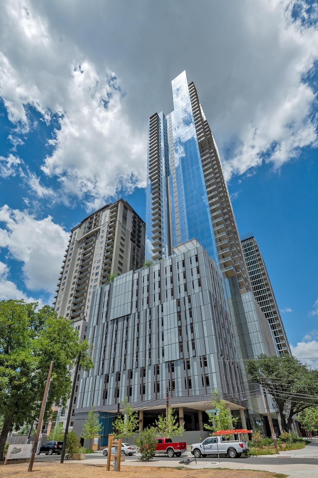 44 East Ave # 1503