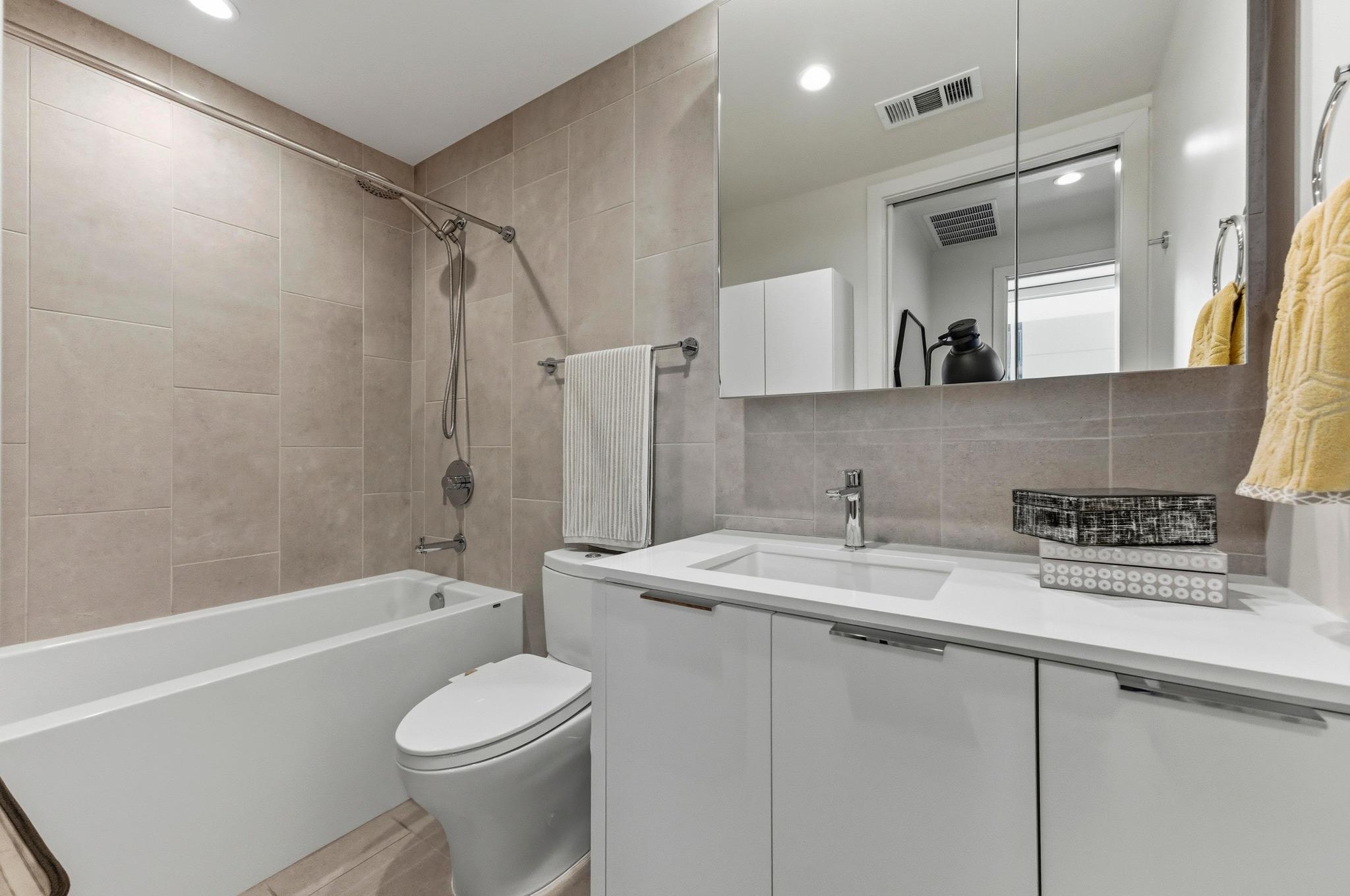 44 East Ave # 1503