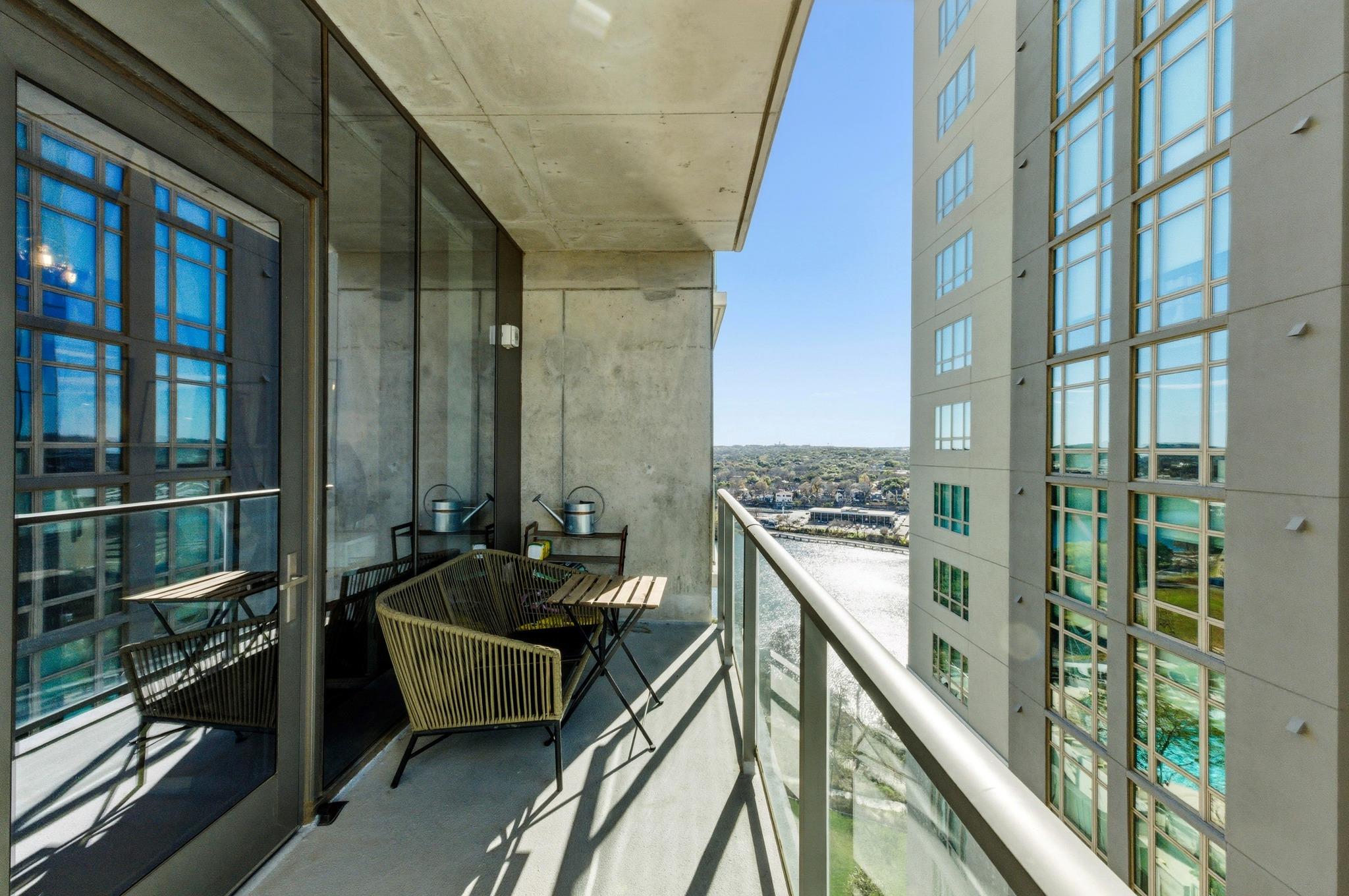 44 East Ave # 1503