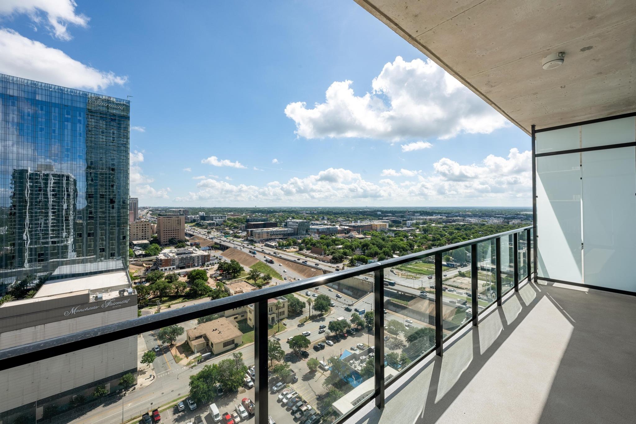 610 Davis ST # 2210