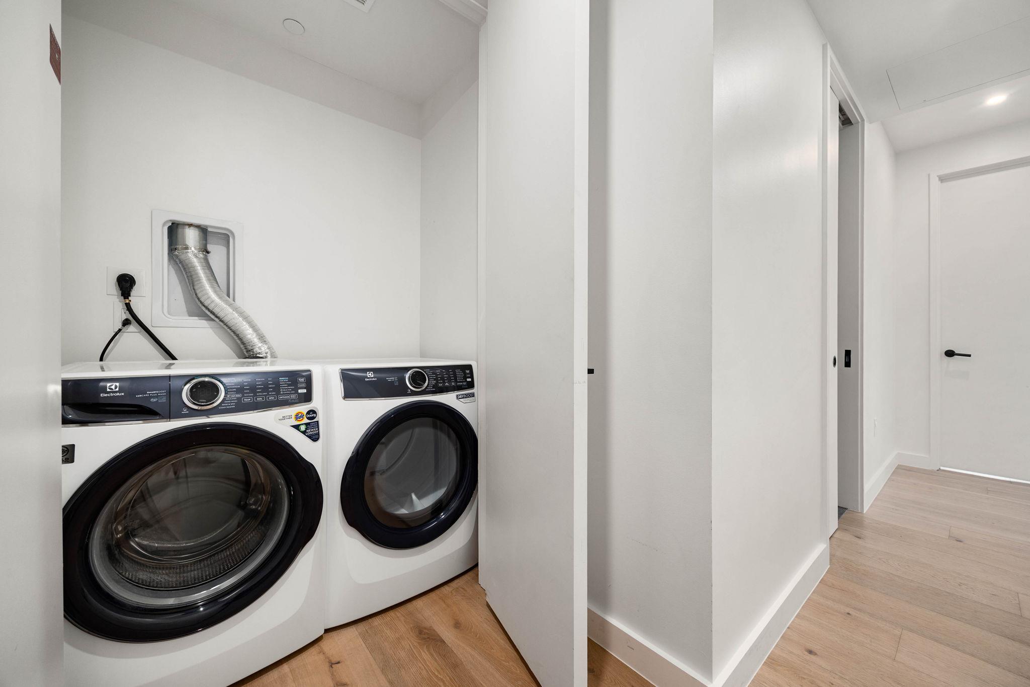 610 Davis ST # 3308