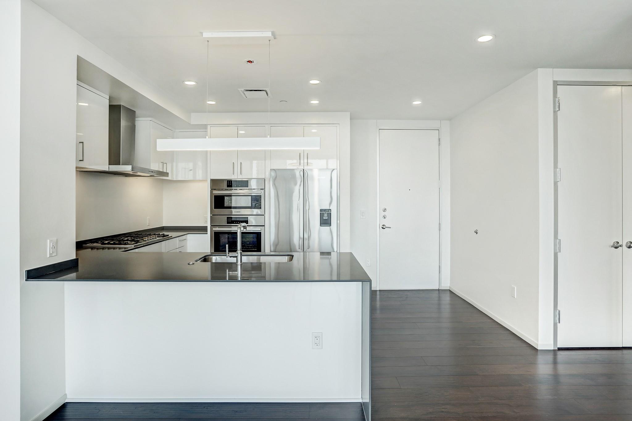 301 West Ave # 1209