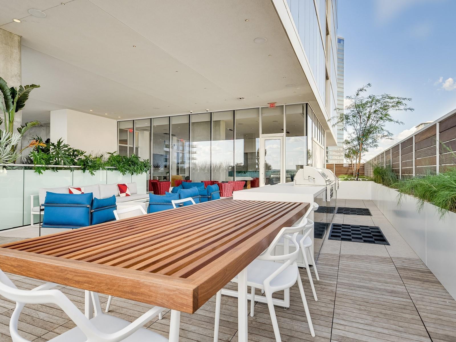 301 West Ave # 1209