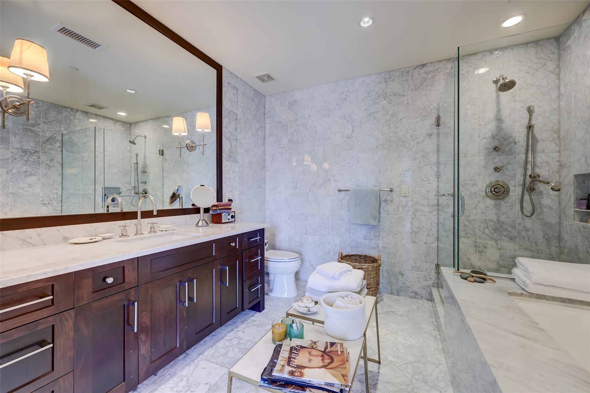 98 San Jacinto BLVD # 1803