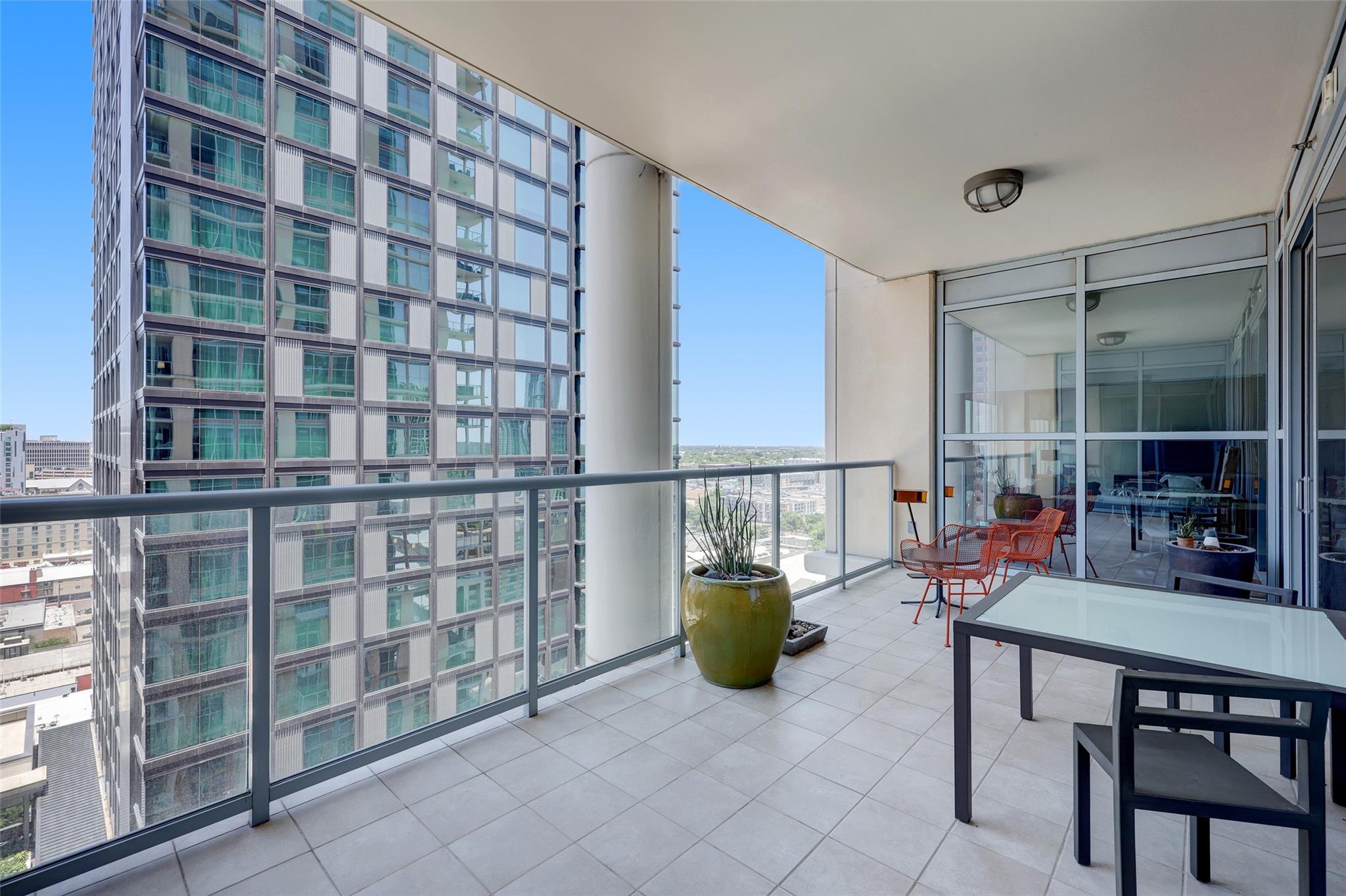 98 San Jacinto BLVD # 1803