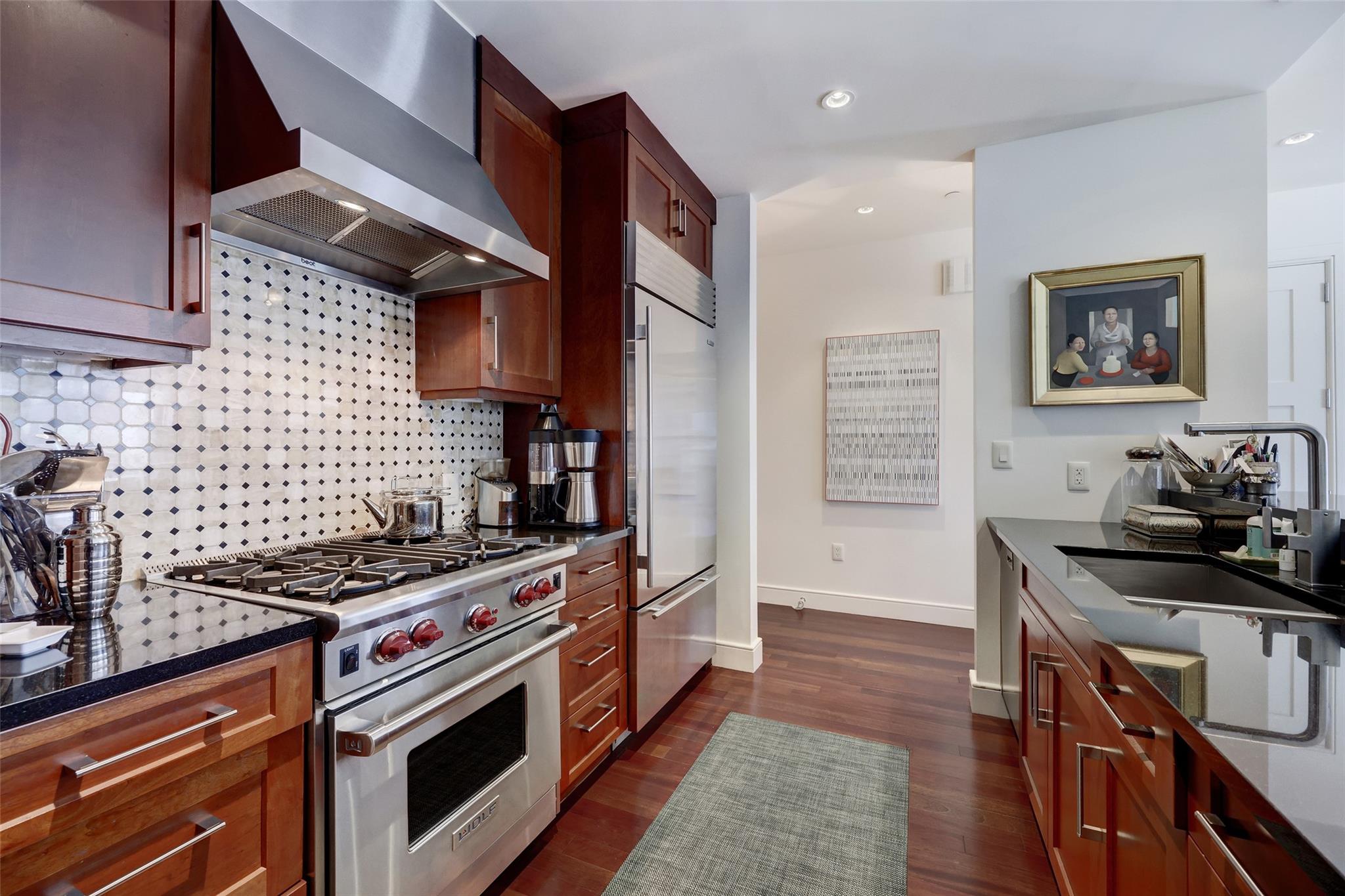 98 San Jacinto BLVD # 1803