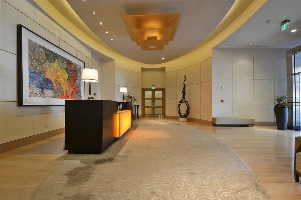 98 San Jacinto BLVD # 1803