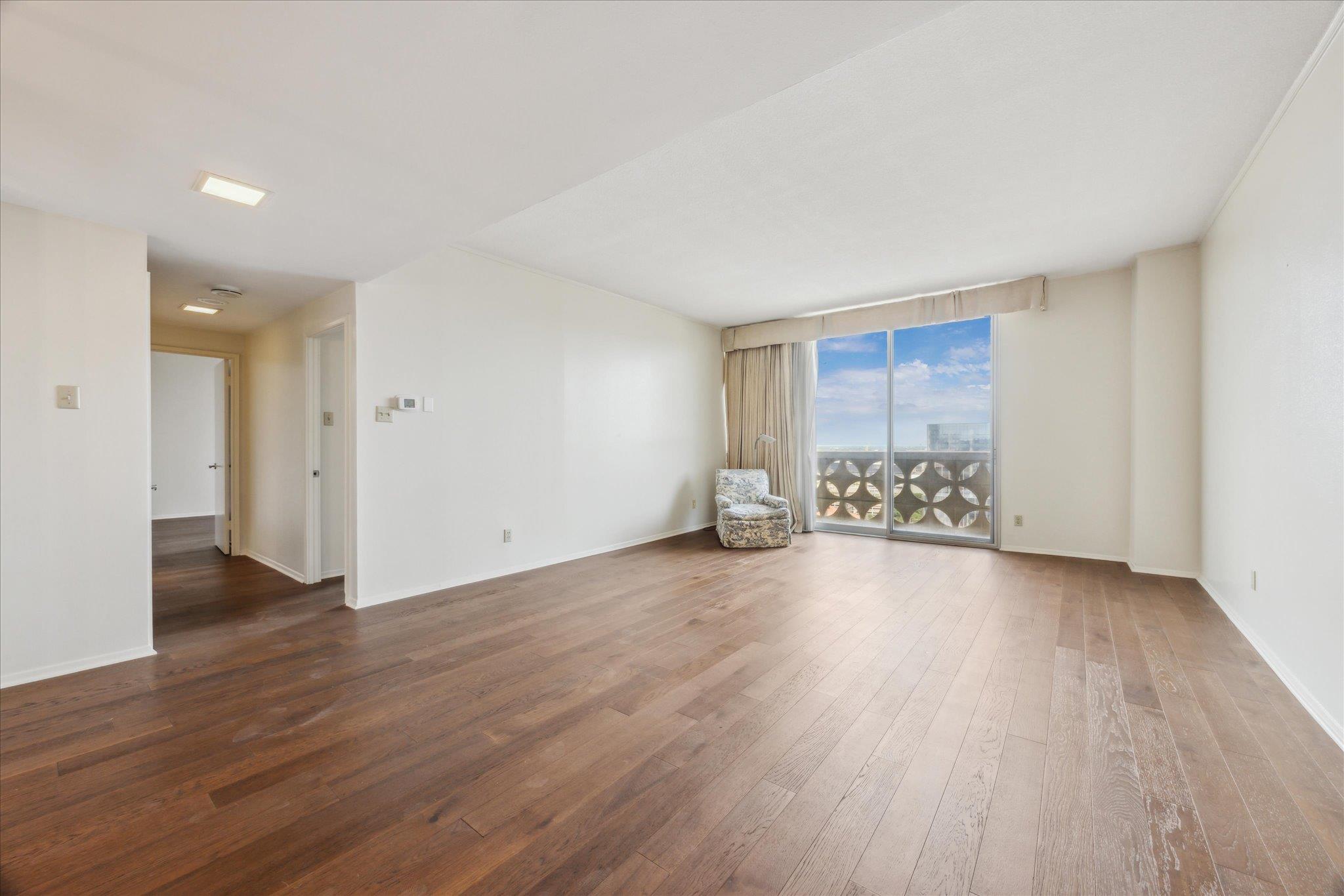 1801 Lavaca ST # 14G