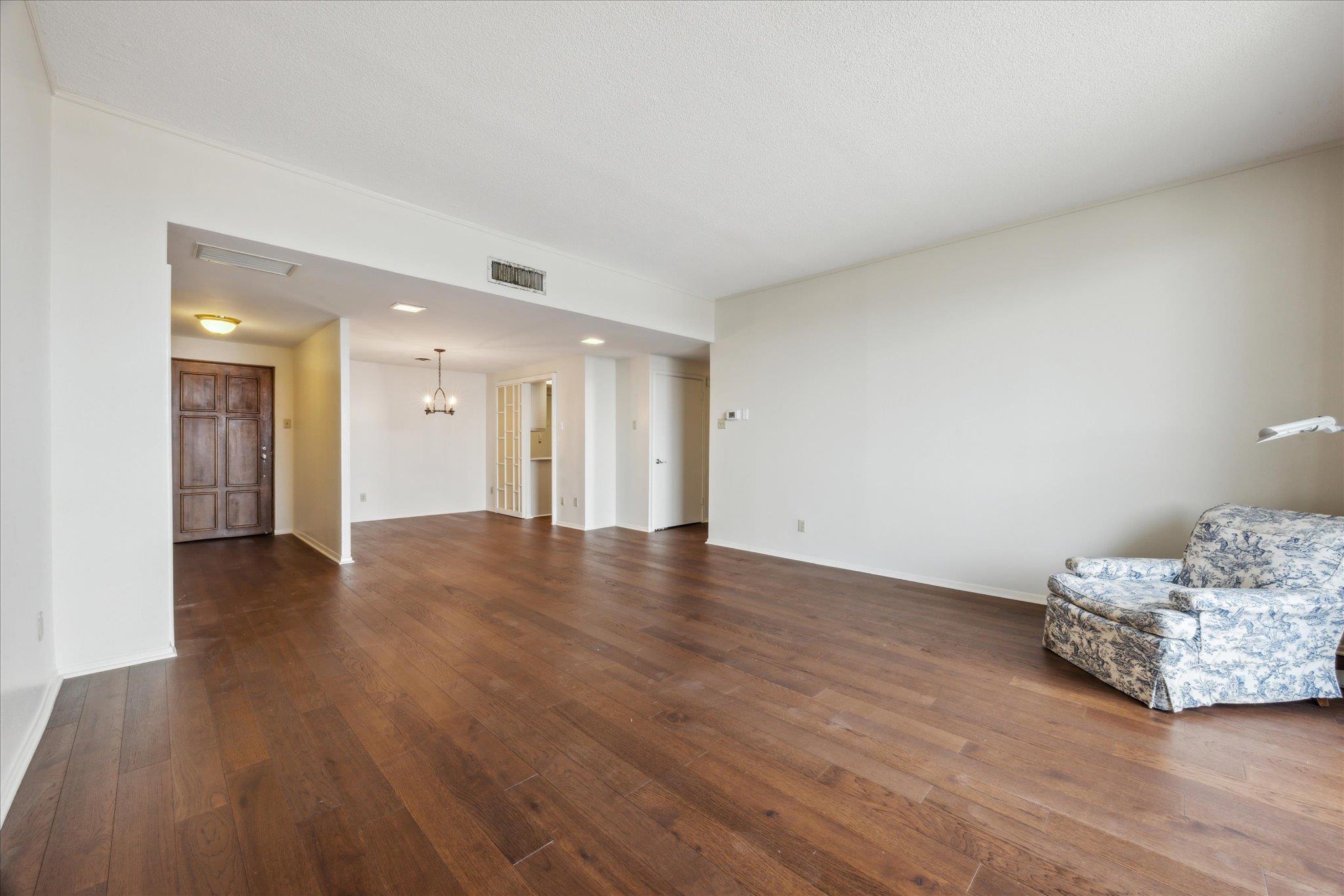 1801 Lavaca ST # 14G