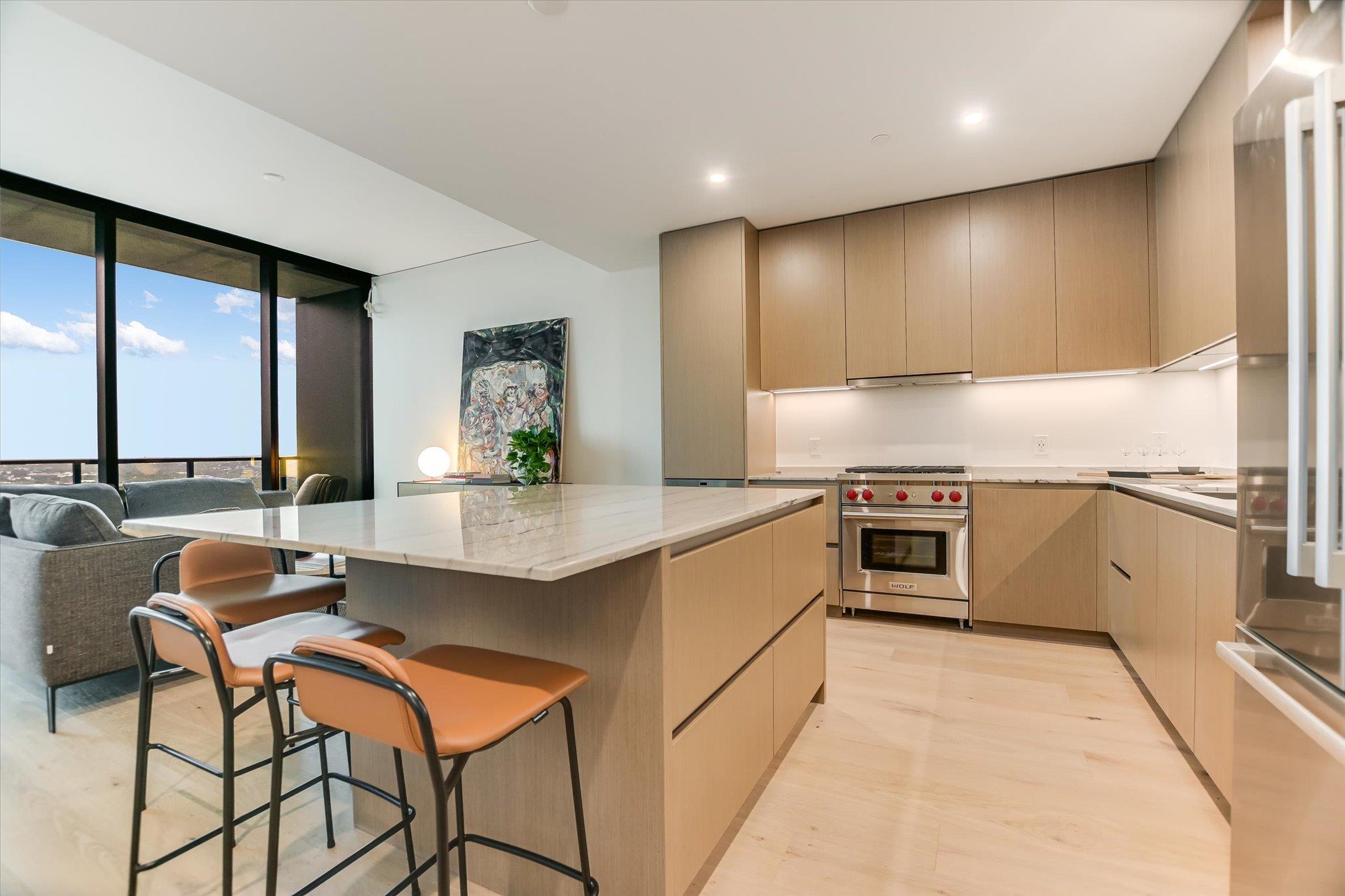 610 Davis ST # 3402