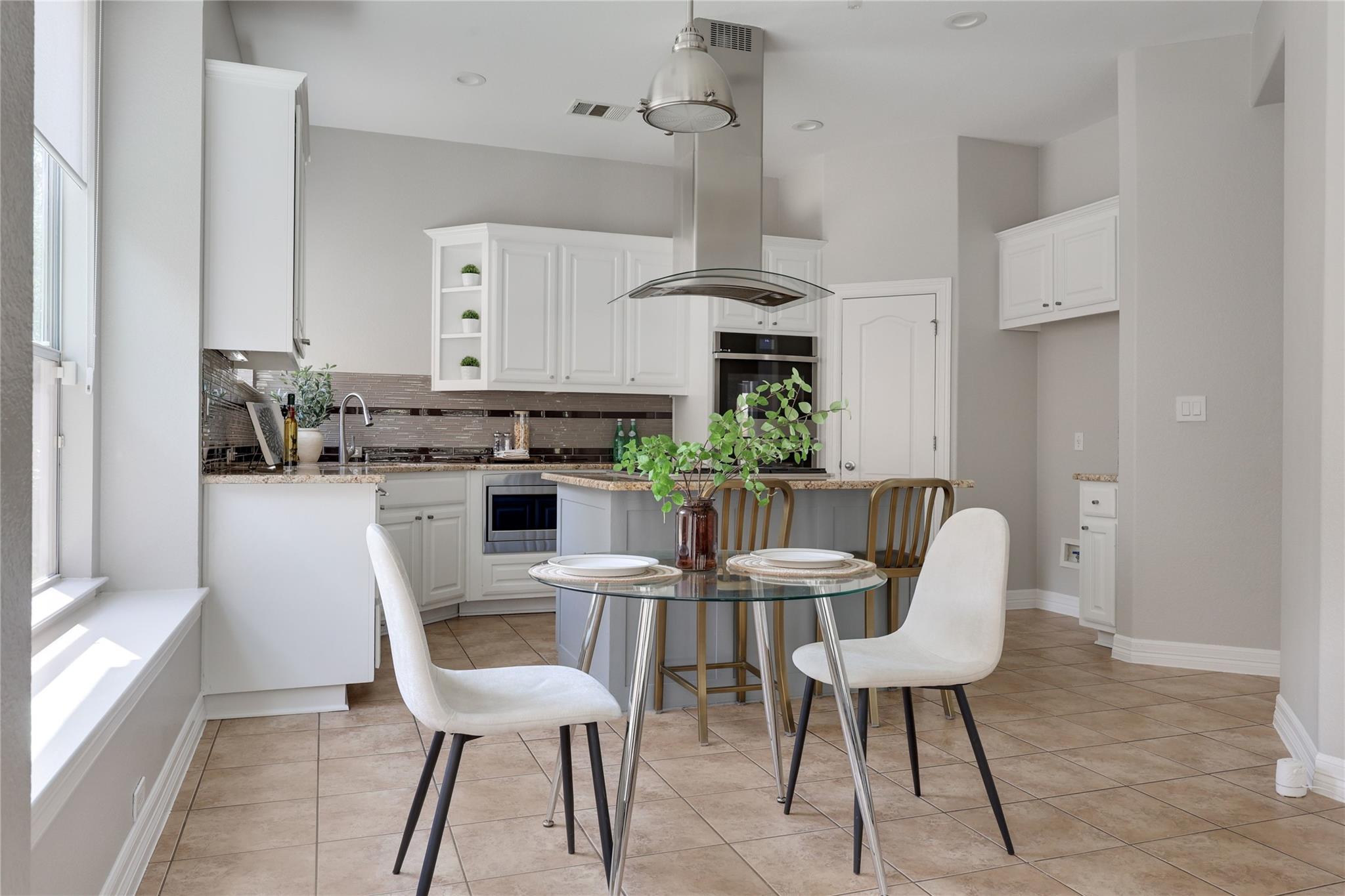 9817 Royal New Kent DR