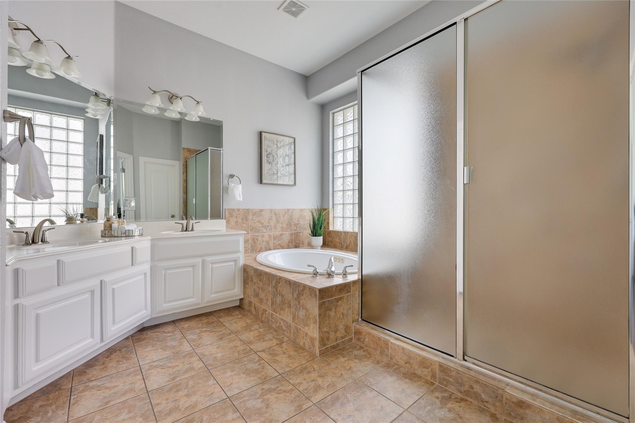 9817 Royal New Kent DR