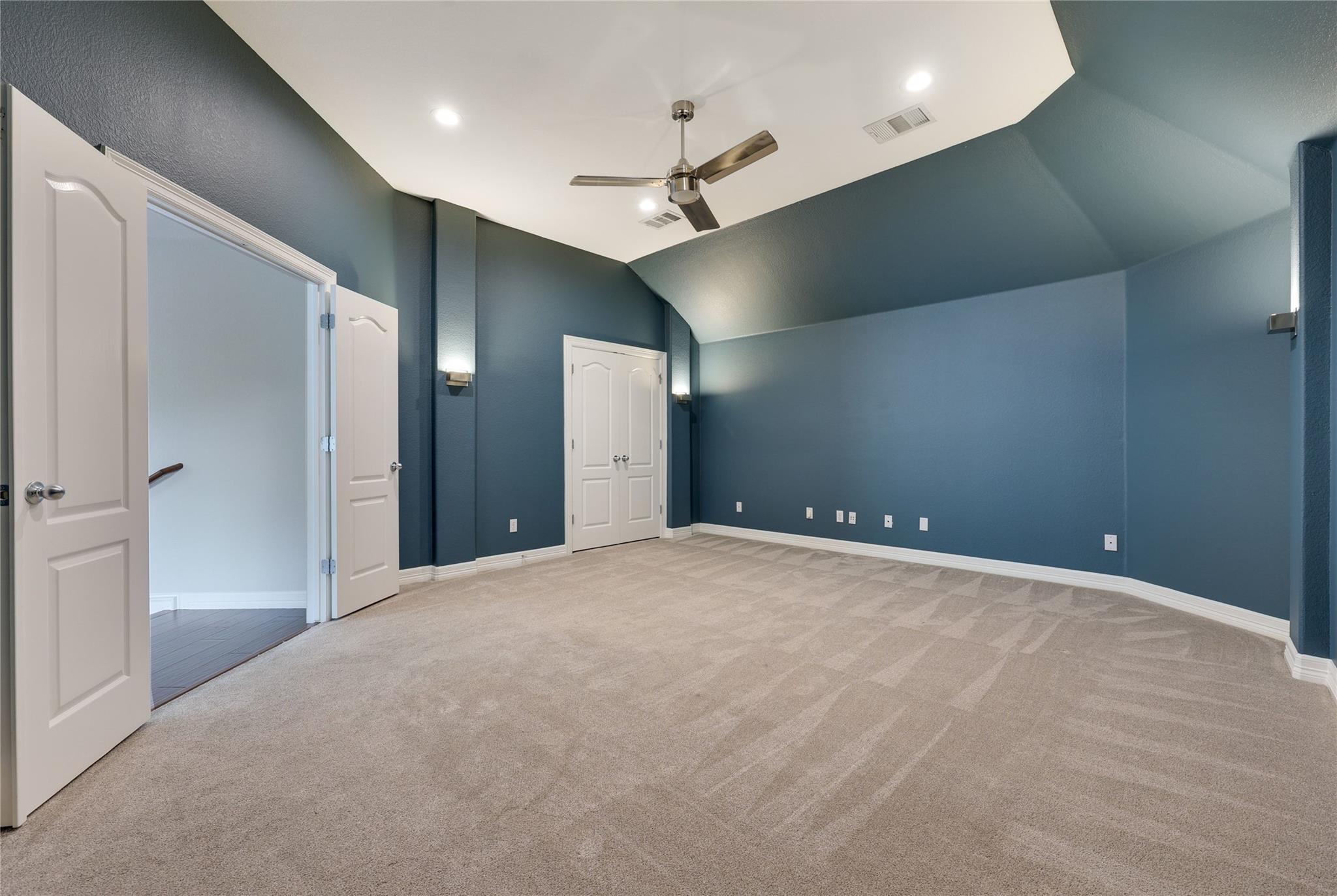 9817 Royal New Kent DR