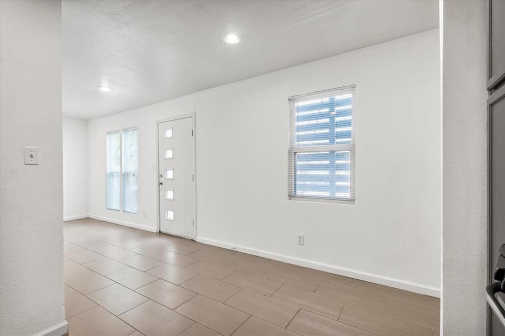 3464 Willowrun DR # B