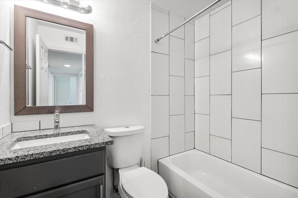 3464 Willowrun DR # B