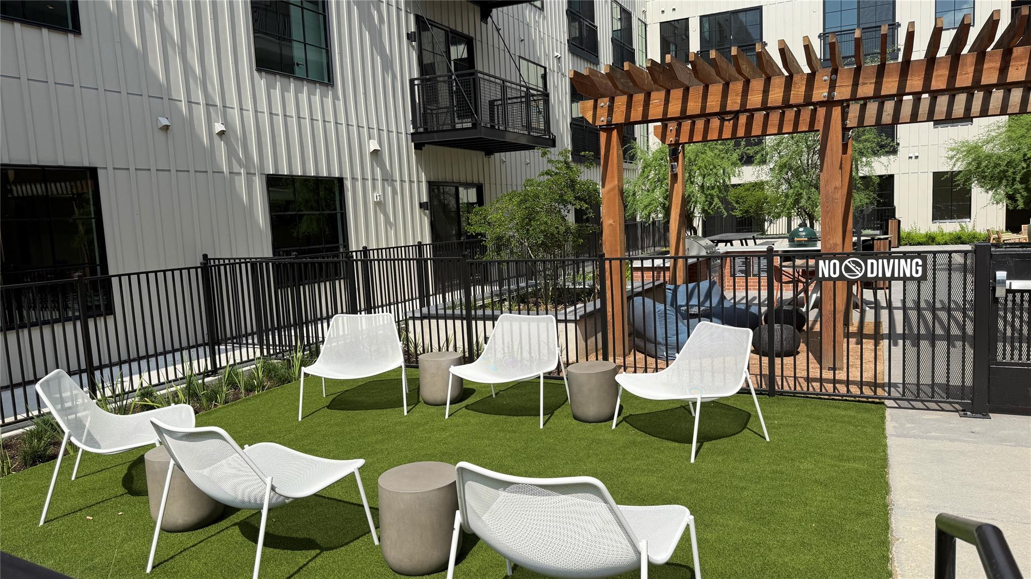 4315 S Congress Ave # 515
