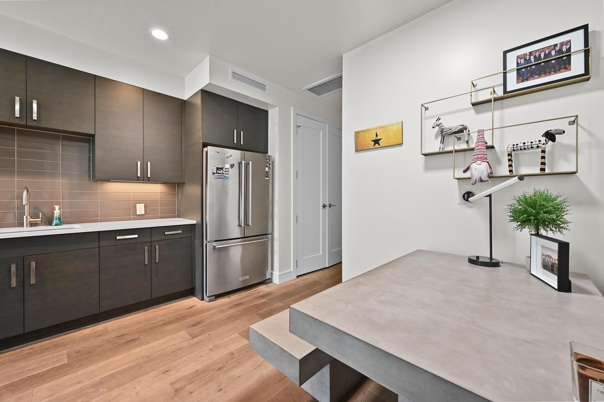 222 West Ave # 1505