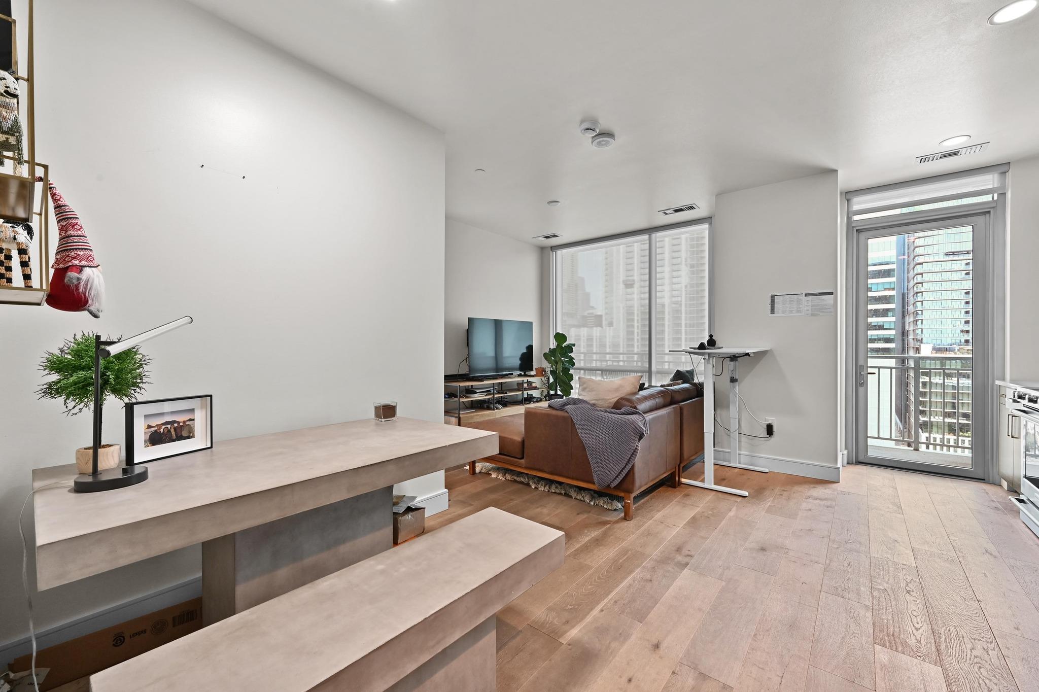 222 West Ave # 1505