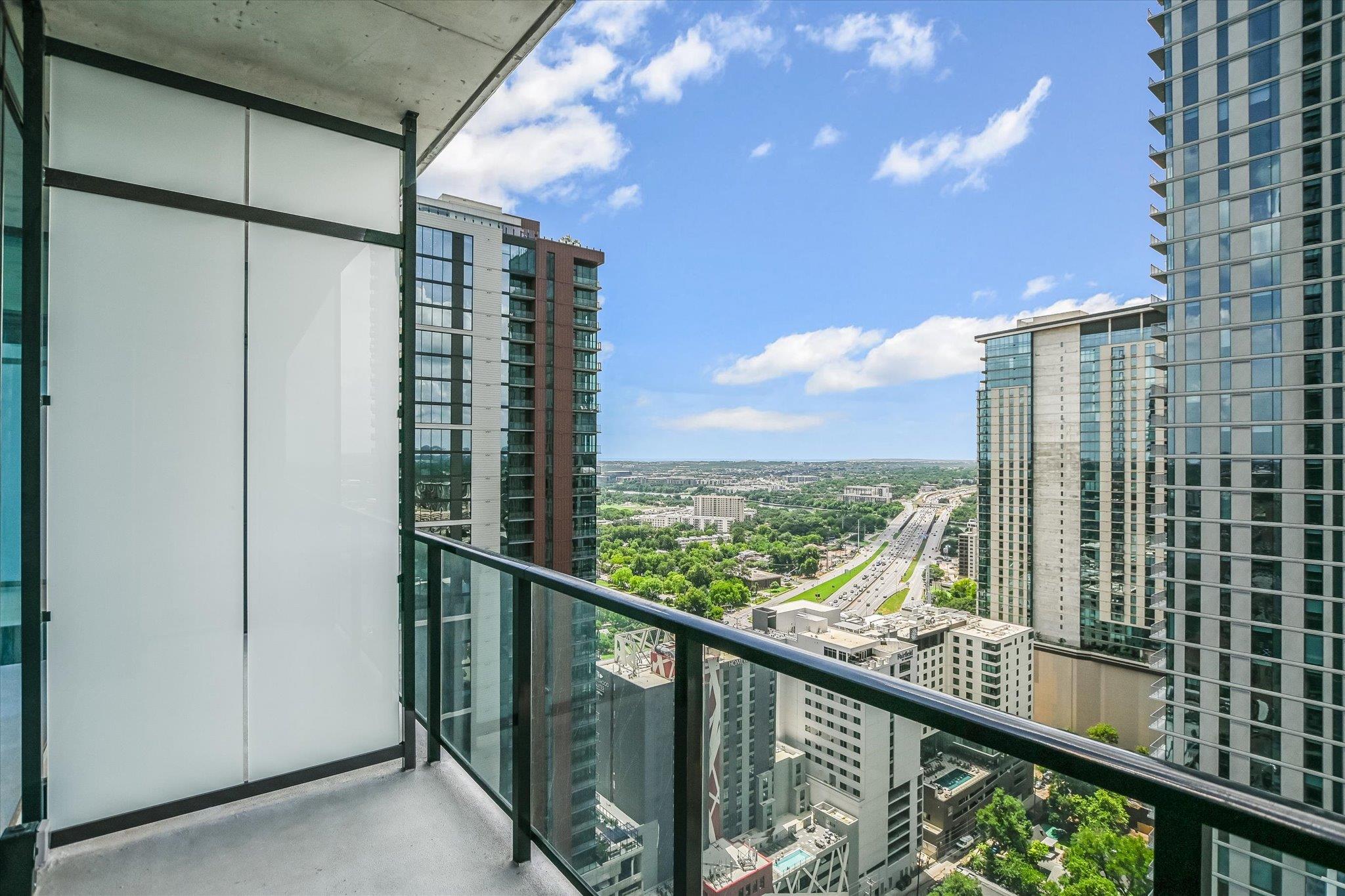 610 Davis ST # 2904