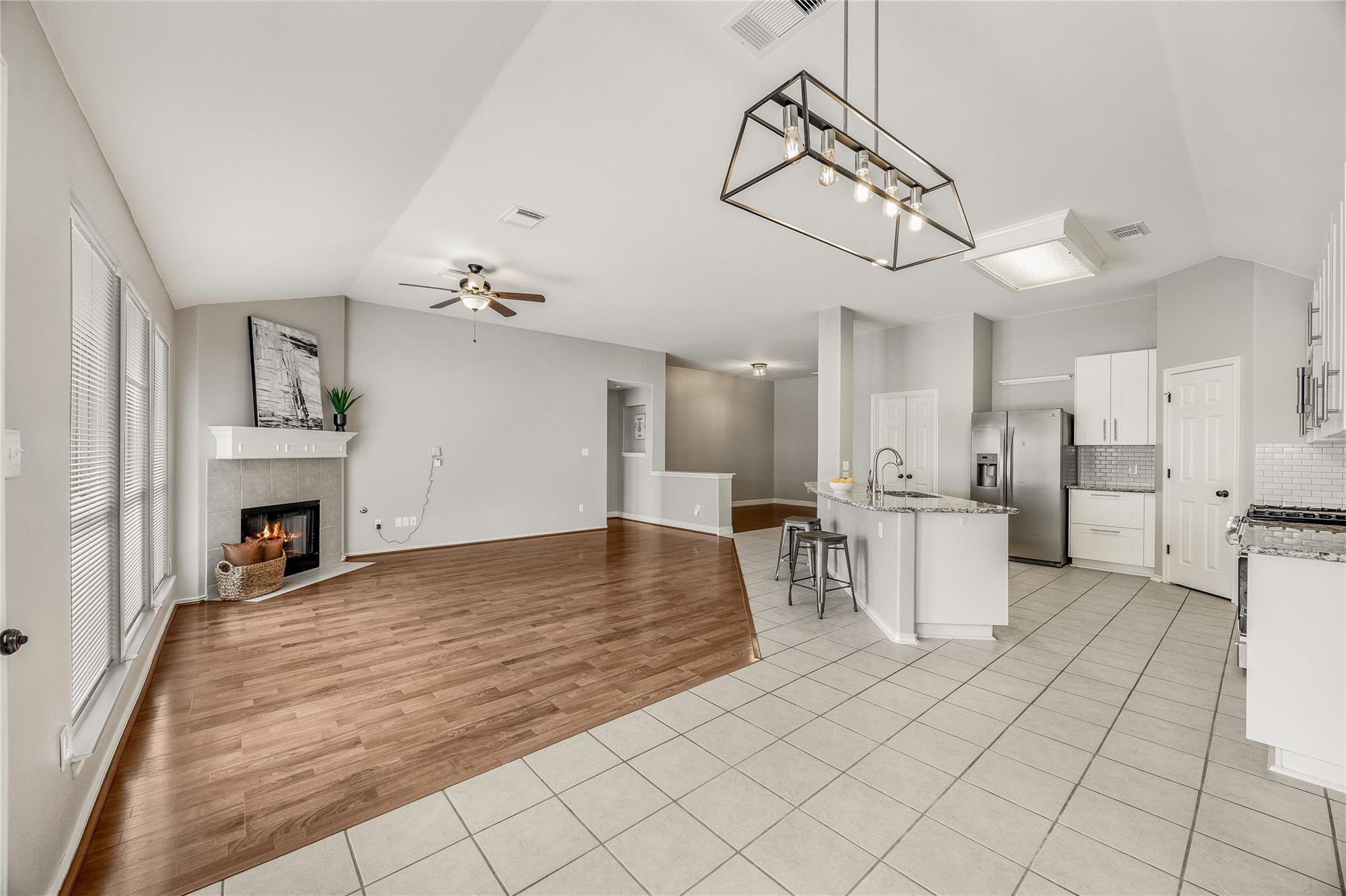 4319 S Summercrest LOOP