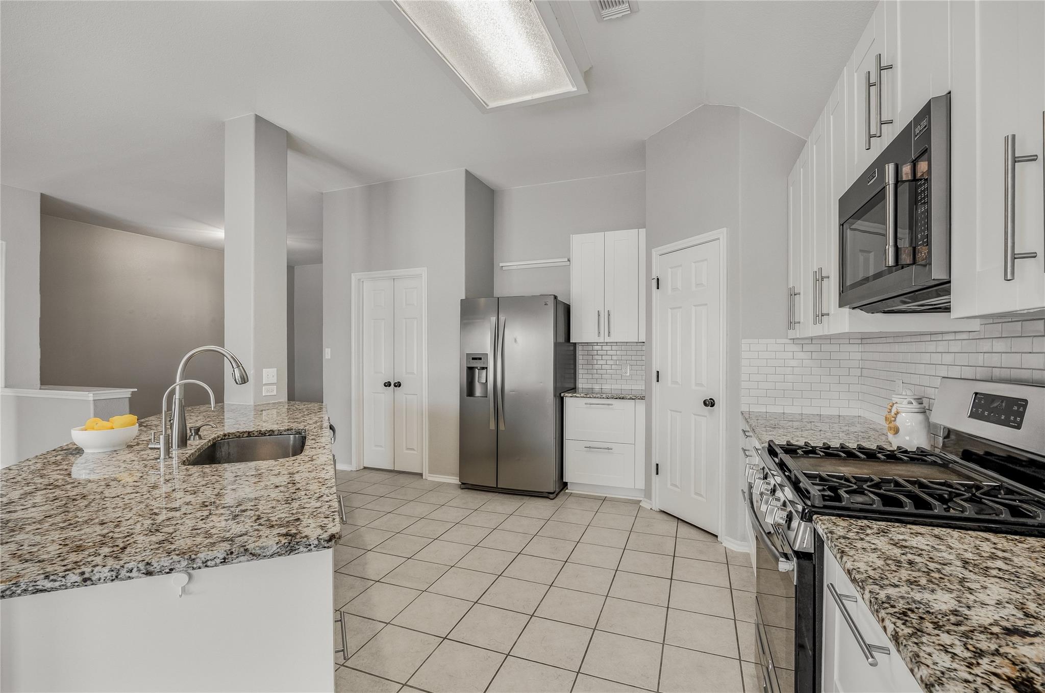 4319 S Summercrest LOOP