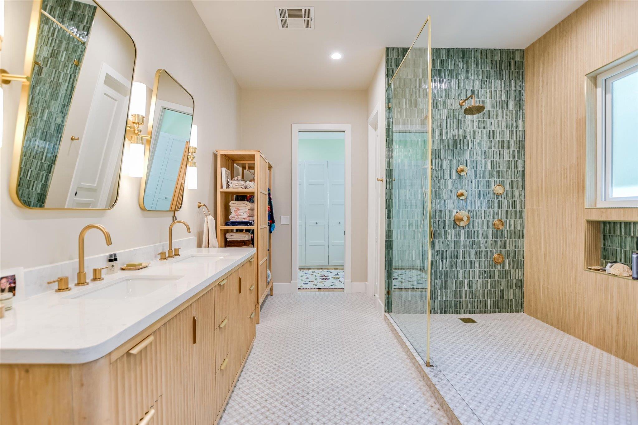 1529 Barton Springs Road RD # 24