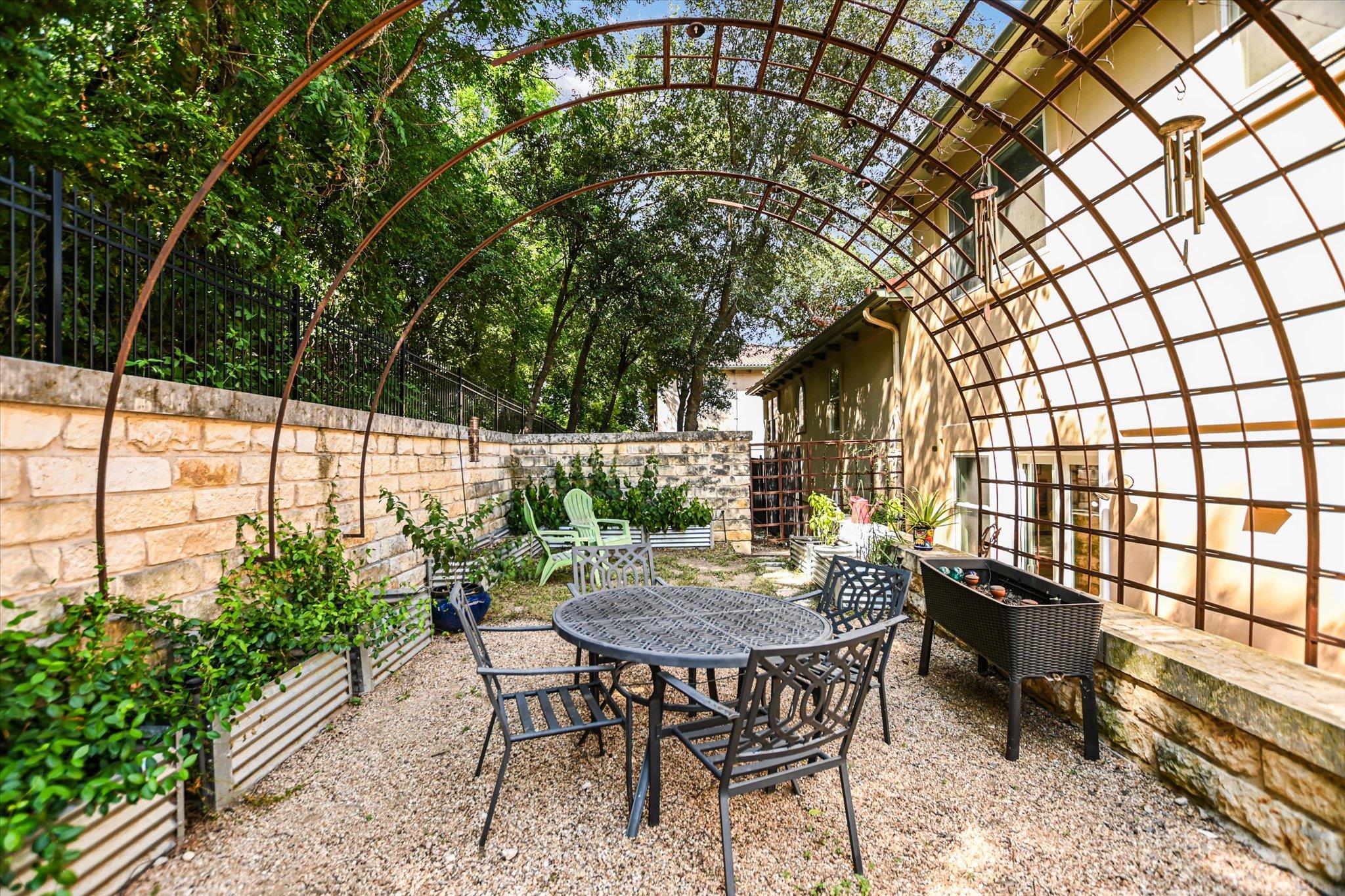 1529 Barton Springs Road RD # 24