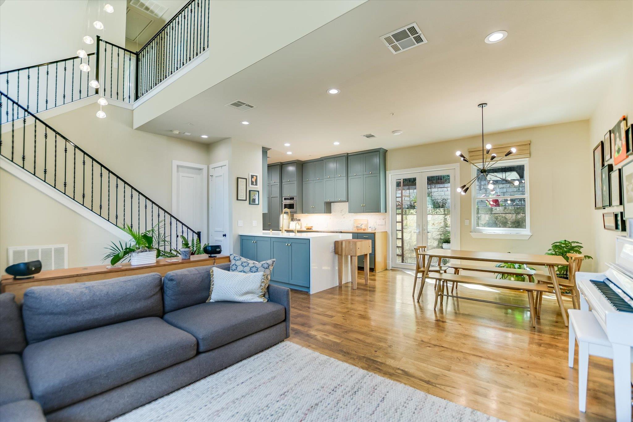 1529 Barton Springs Road RD # 24