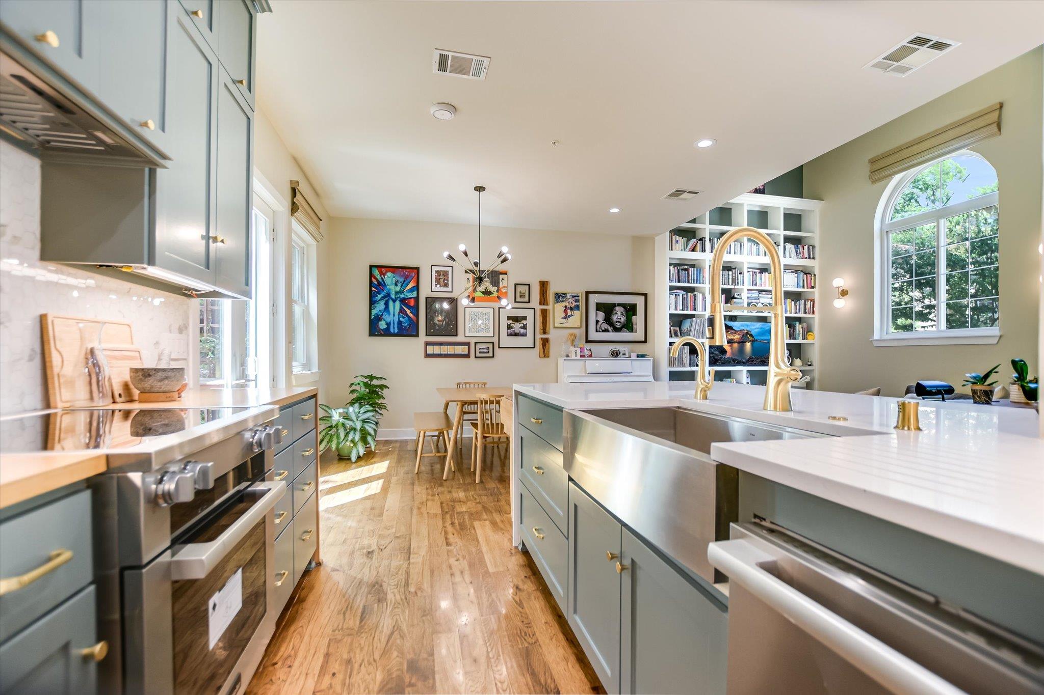 1529 Barton Springs Road RD # 24