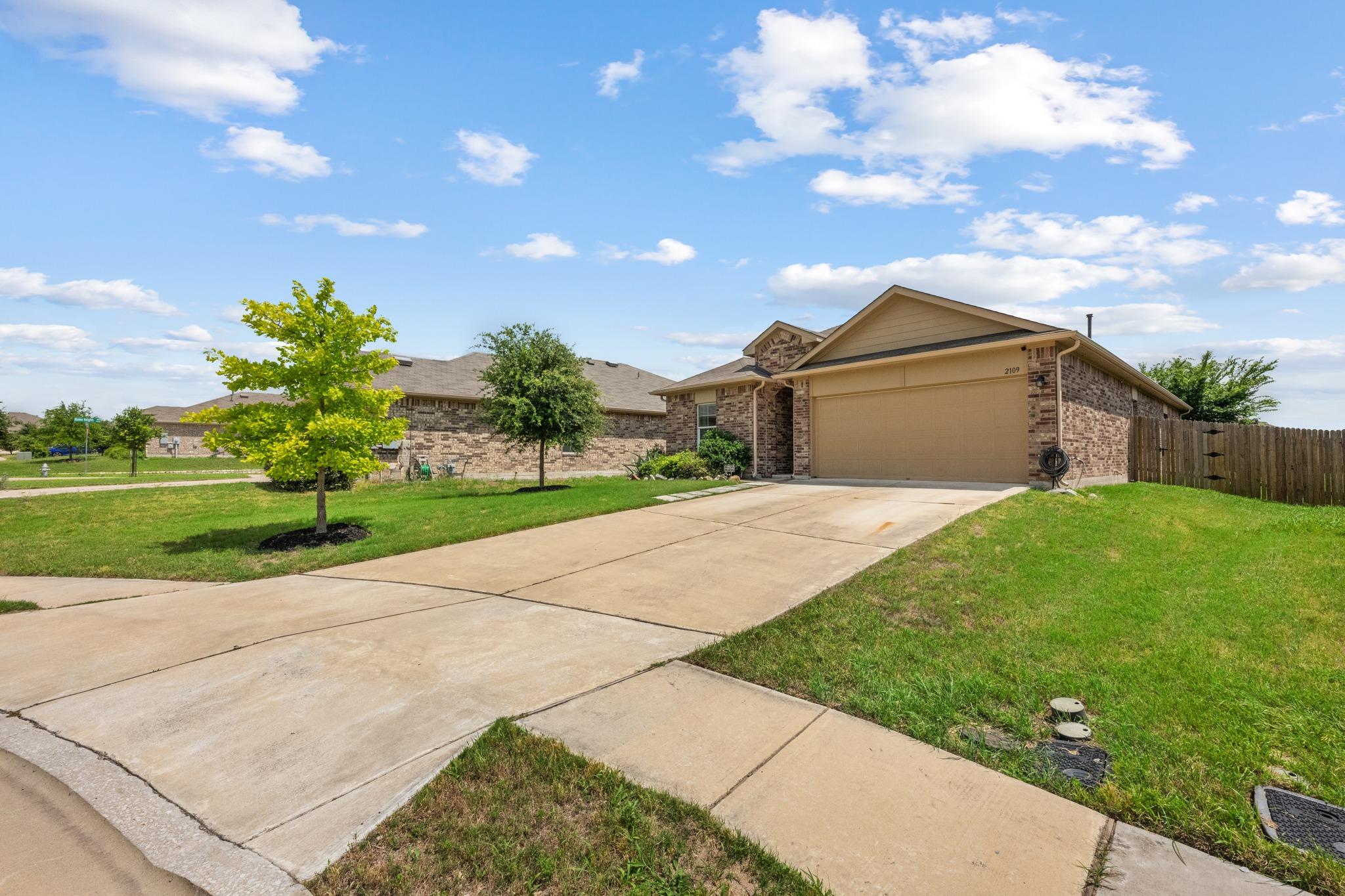 2109 Dickinson TER