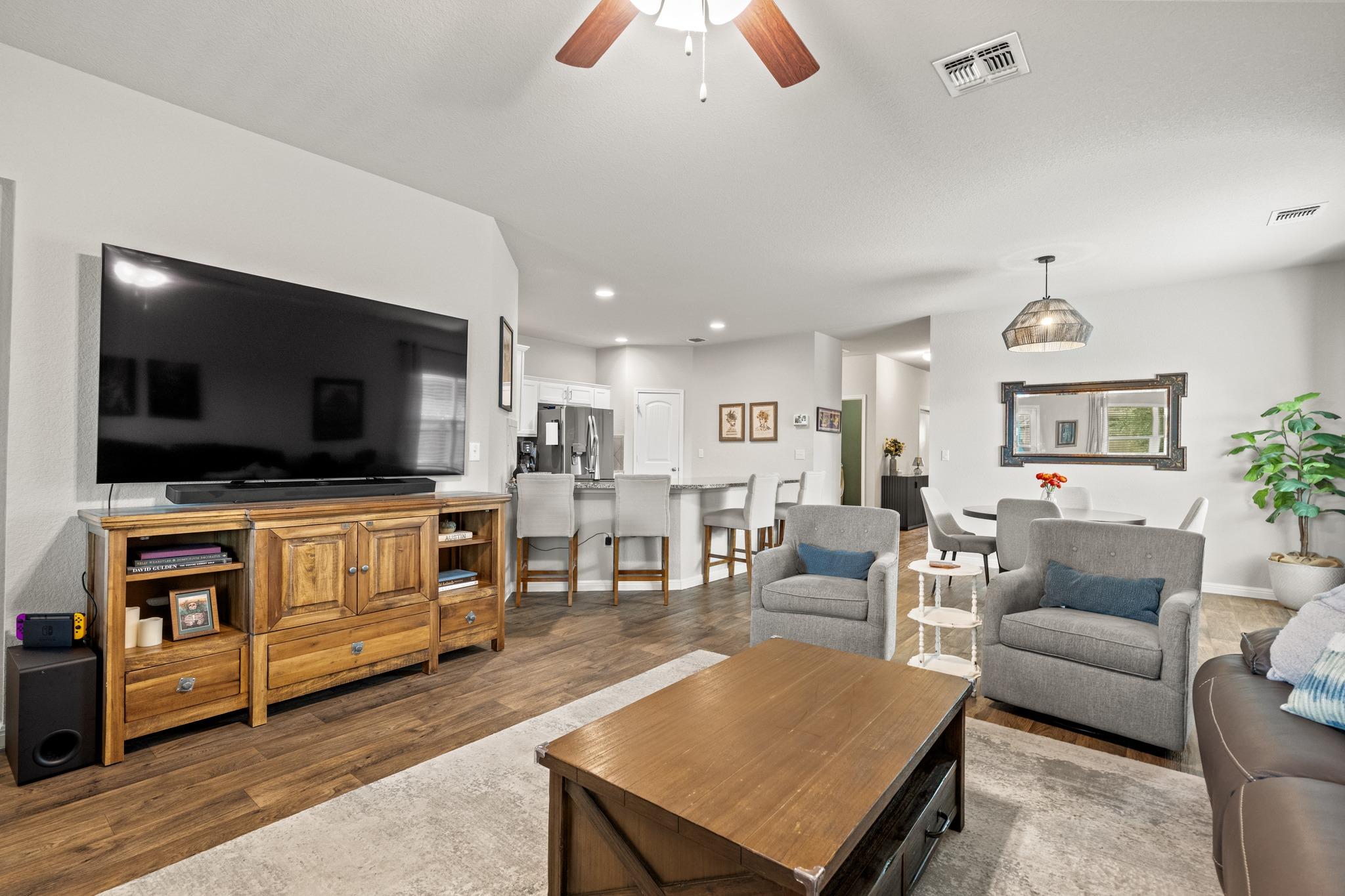 2109 Dickinson TER