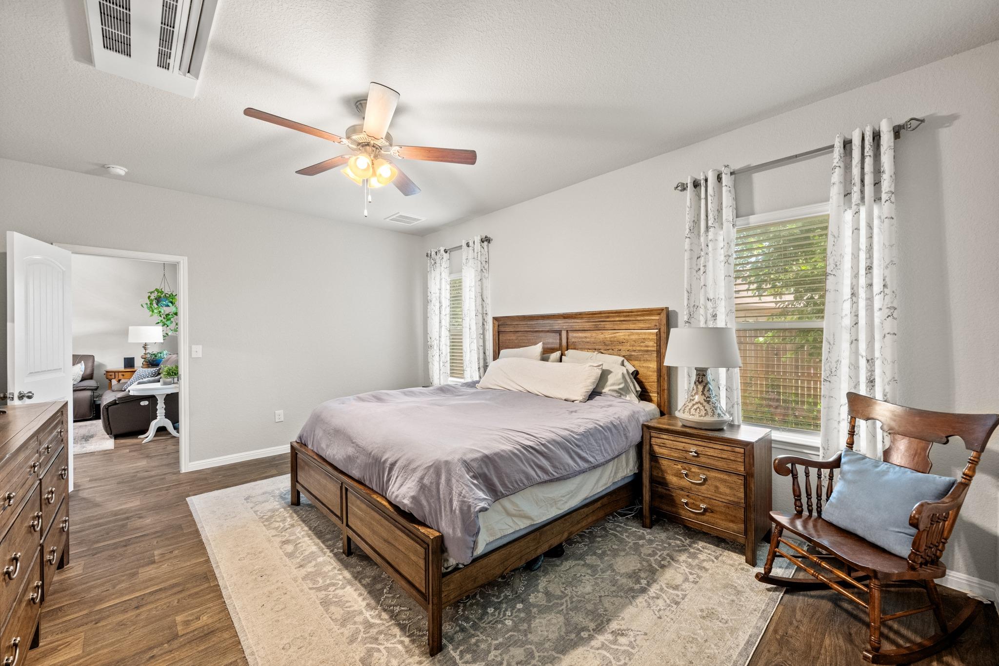 2109 Dickinson TER