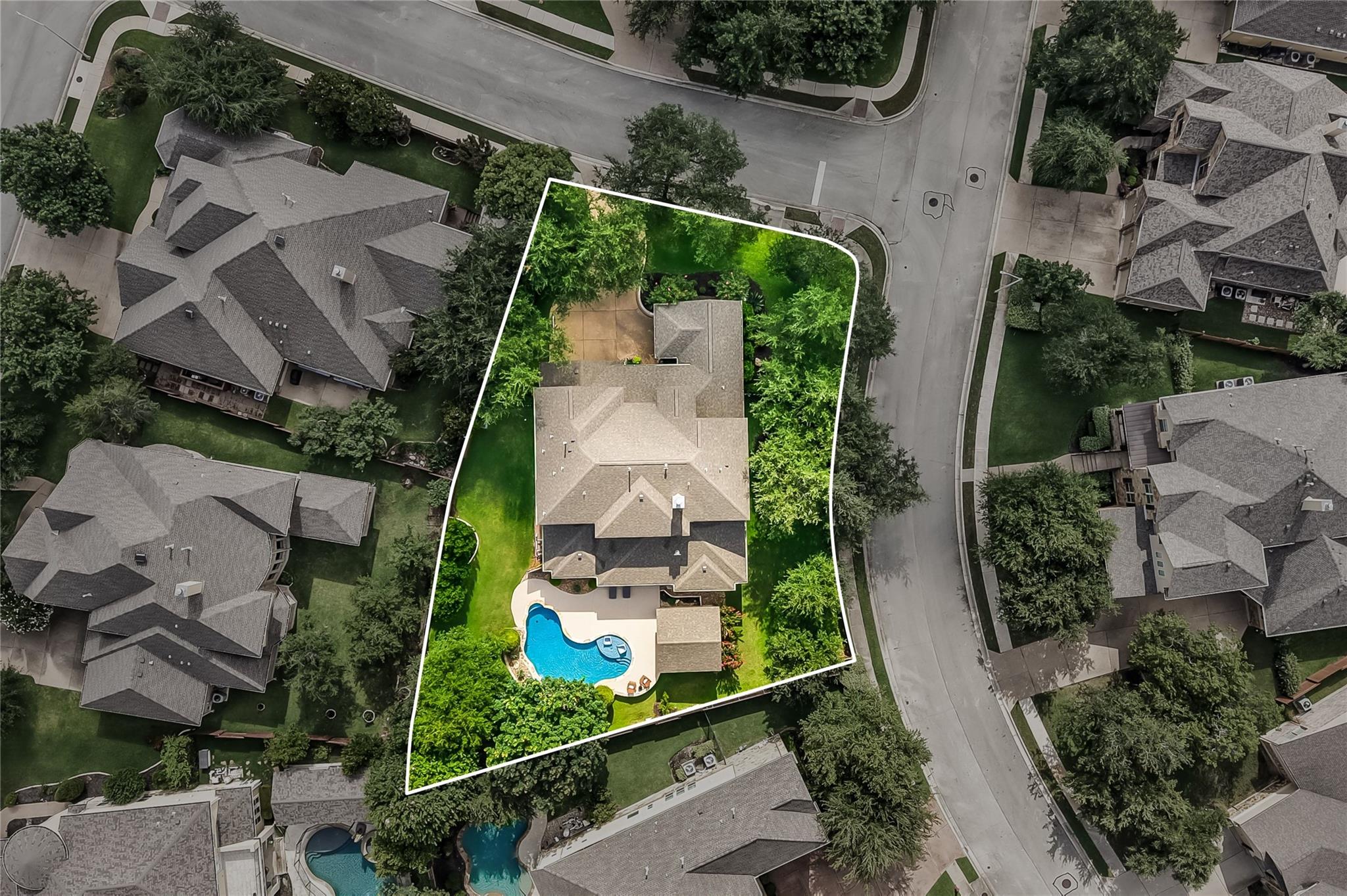 401 Bluff View RD