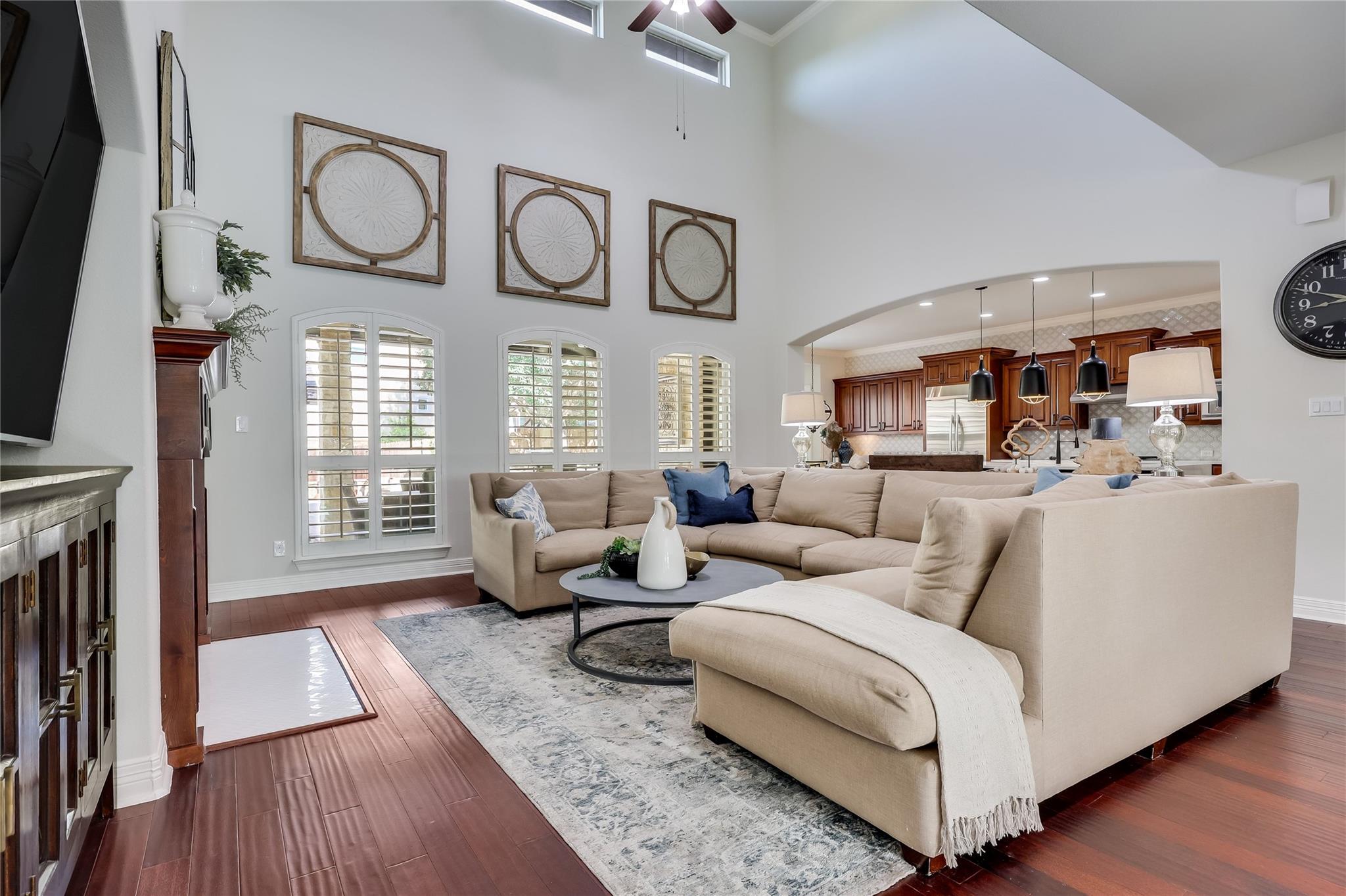 401 Bluff View RD