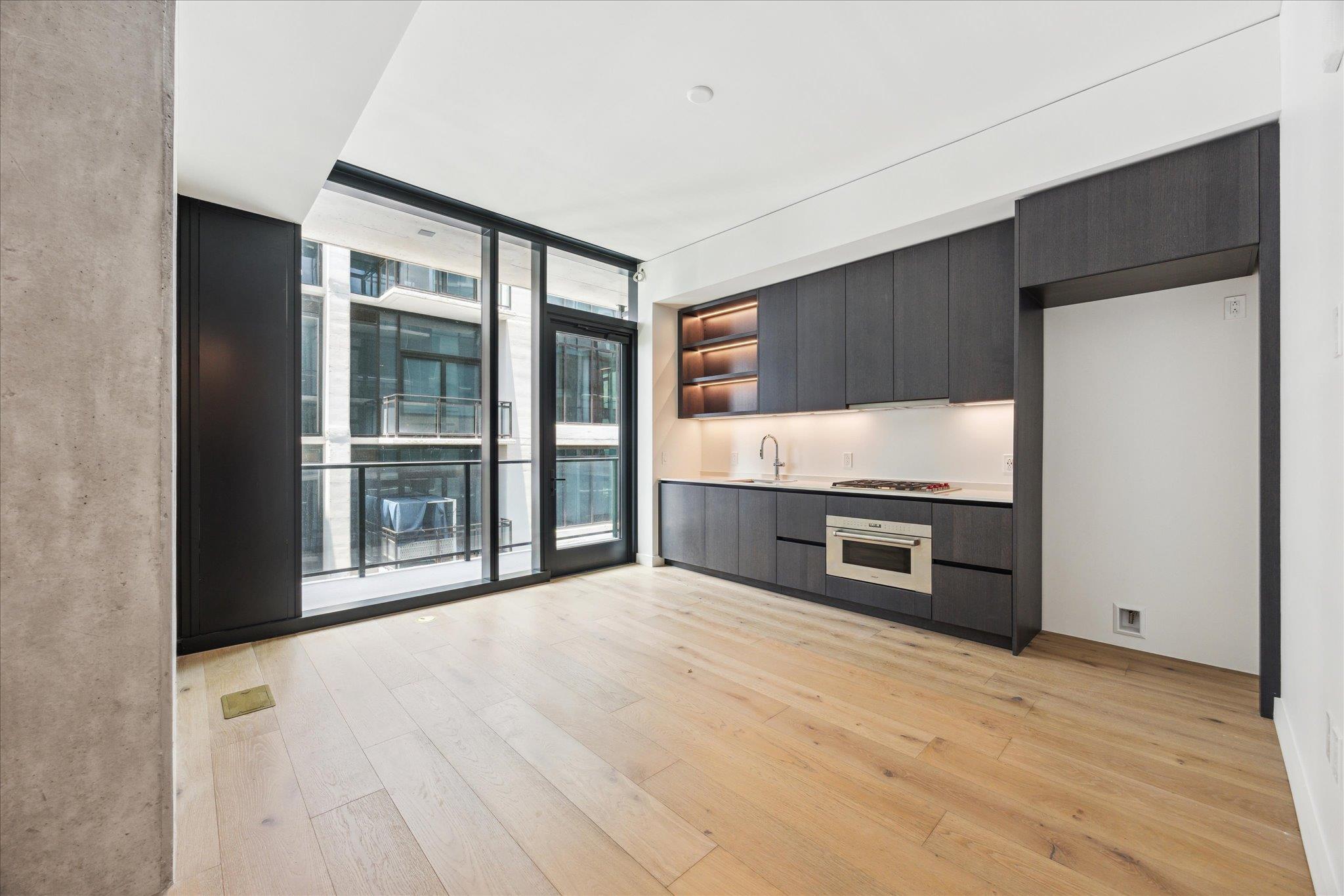 610 Davis ST # 2906