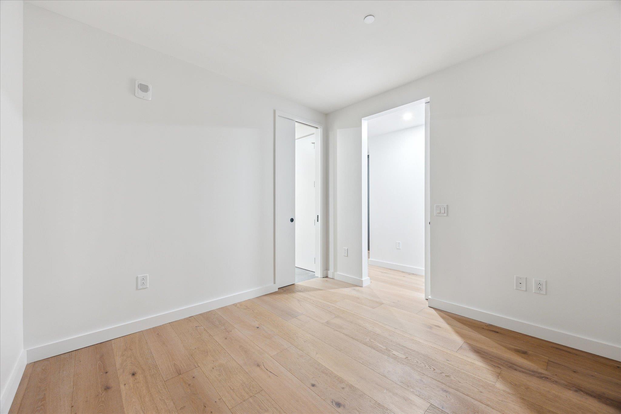 610 Davis ST # 2906