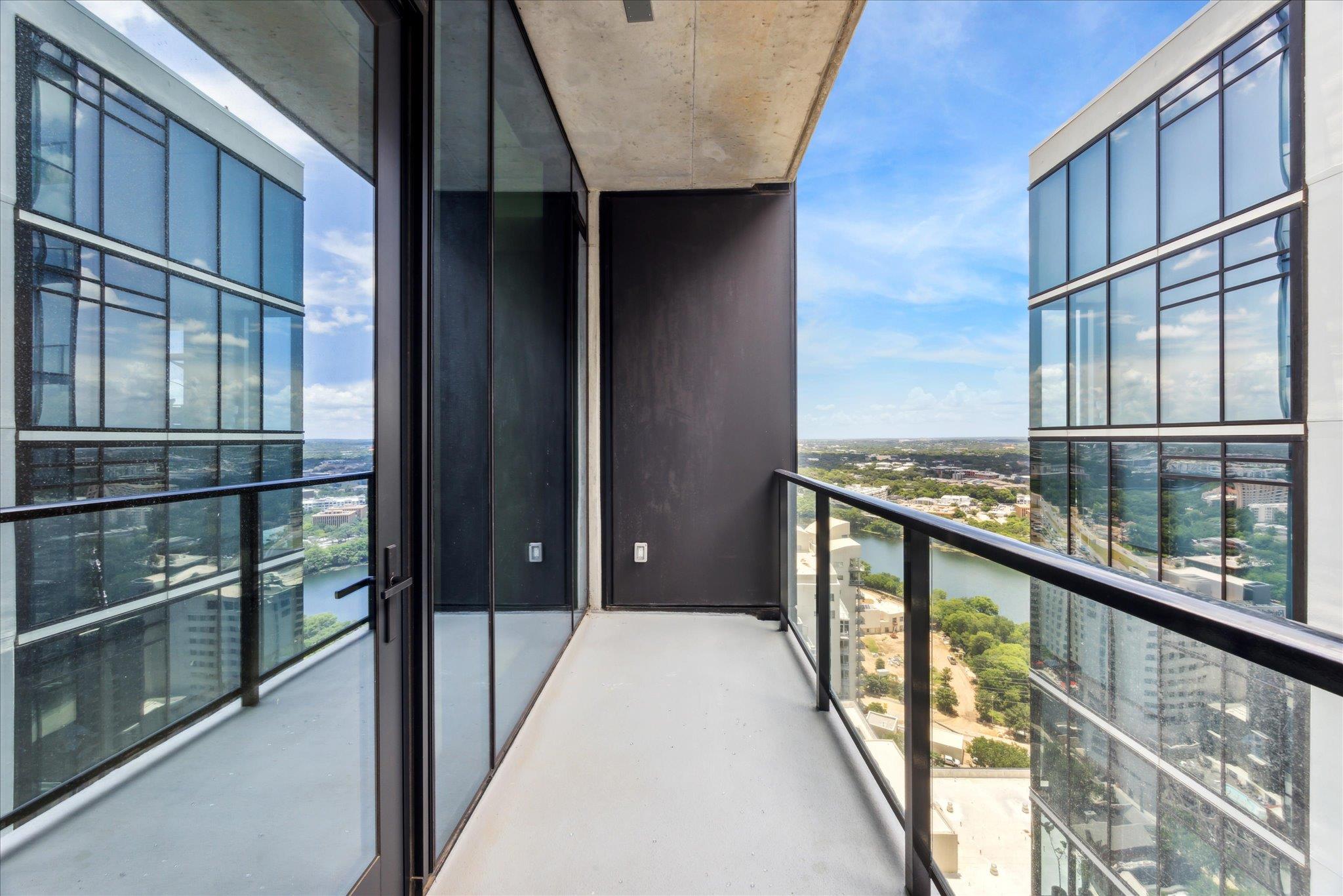 610 Davis ST # 2906