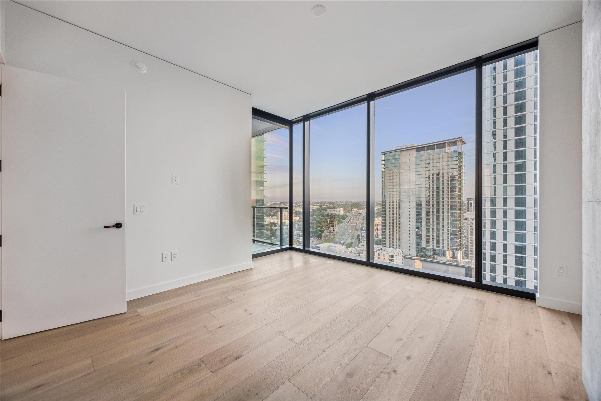 610 Davis ST # 2702