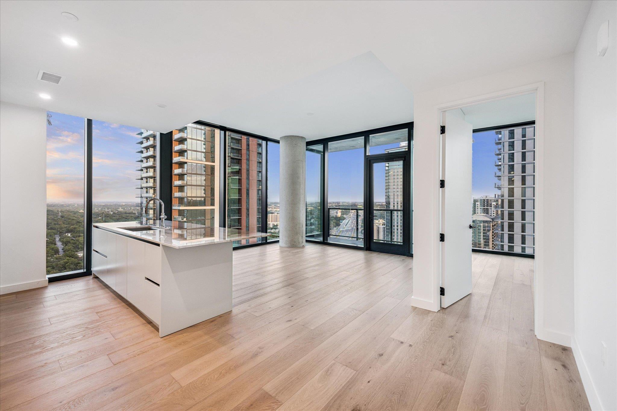 610 Davis ST # 2702