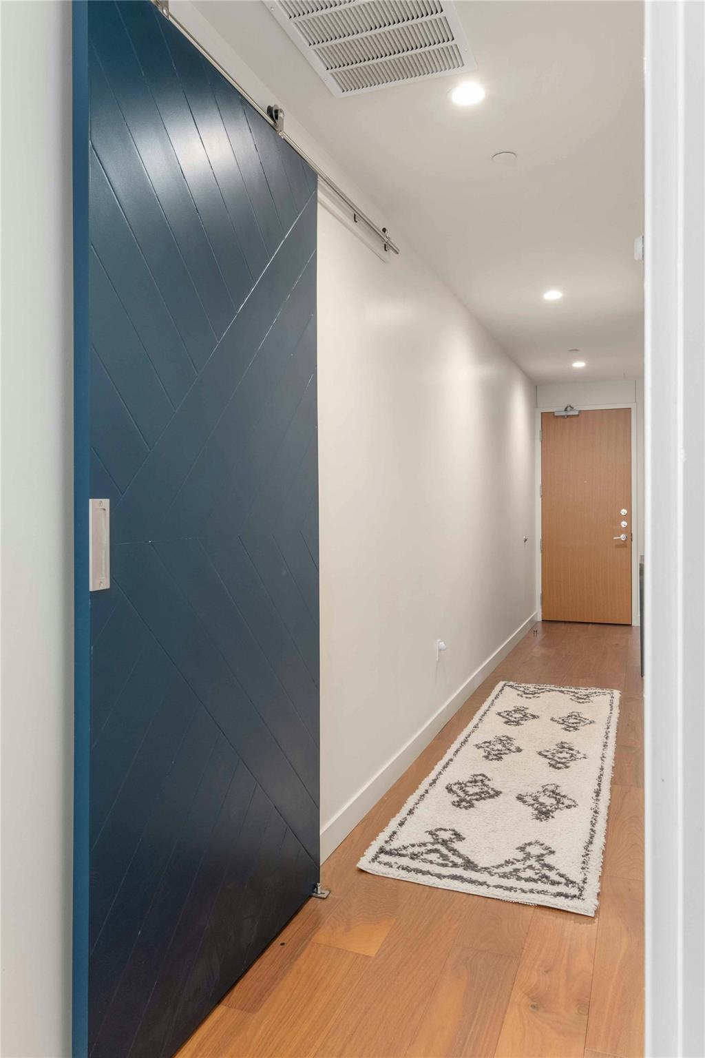 44 East Ave # 1507